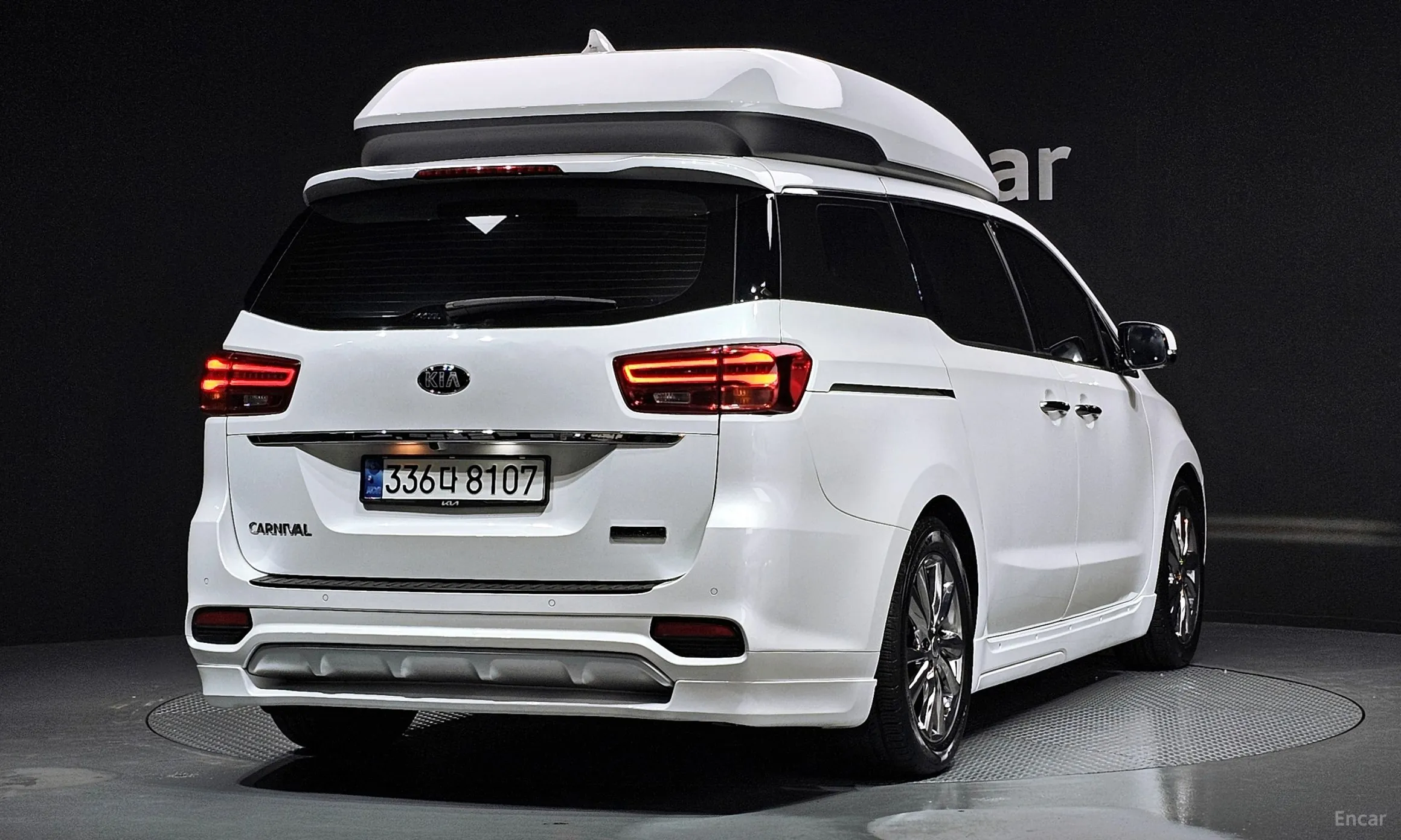 Kia Carnival превью 2
