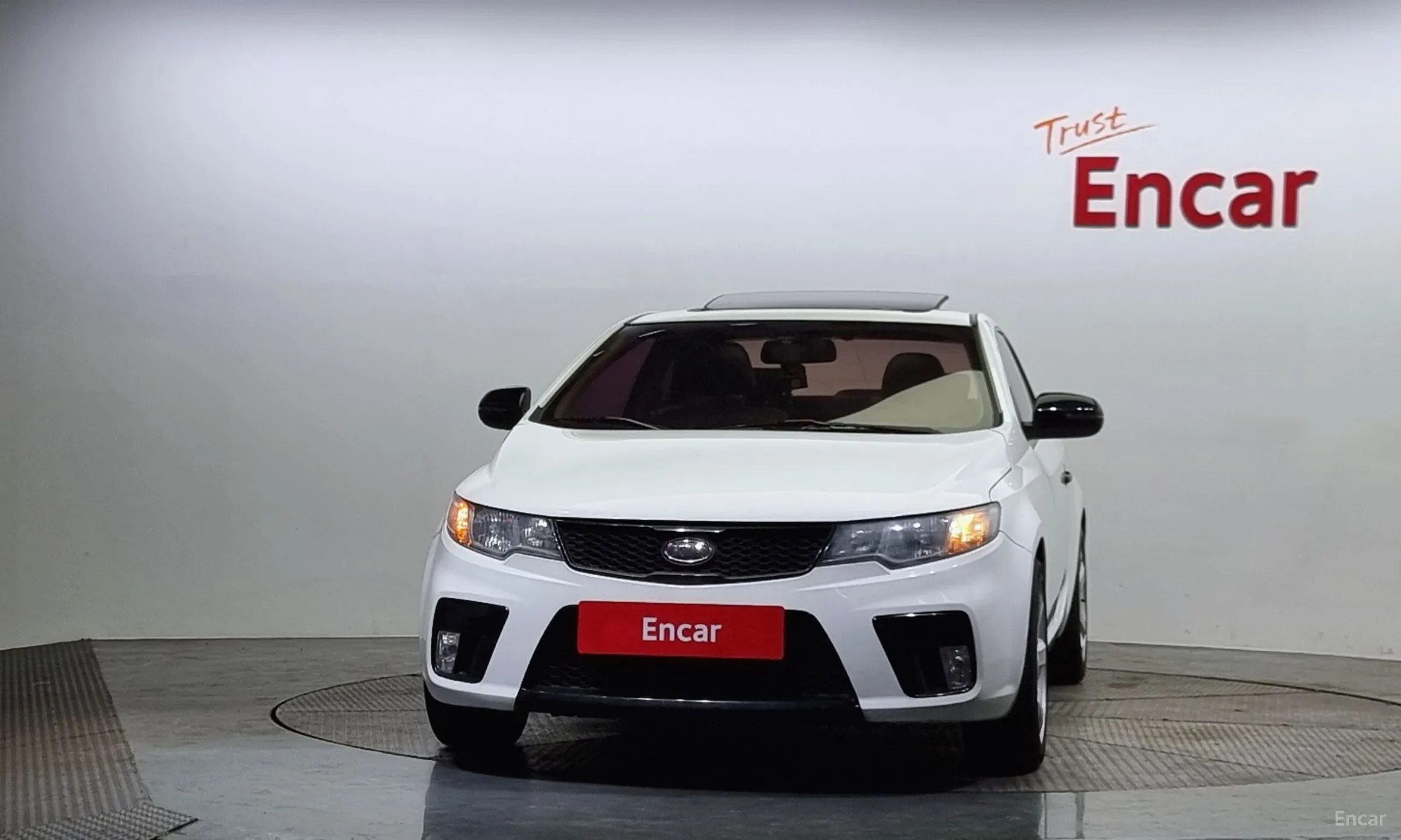 Kia Forte Coop превью 2