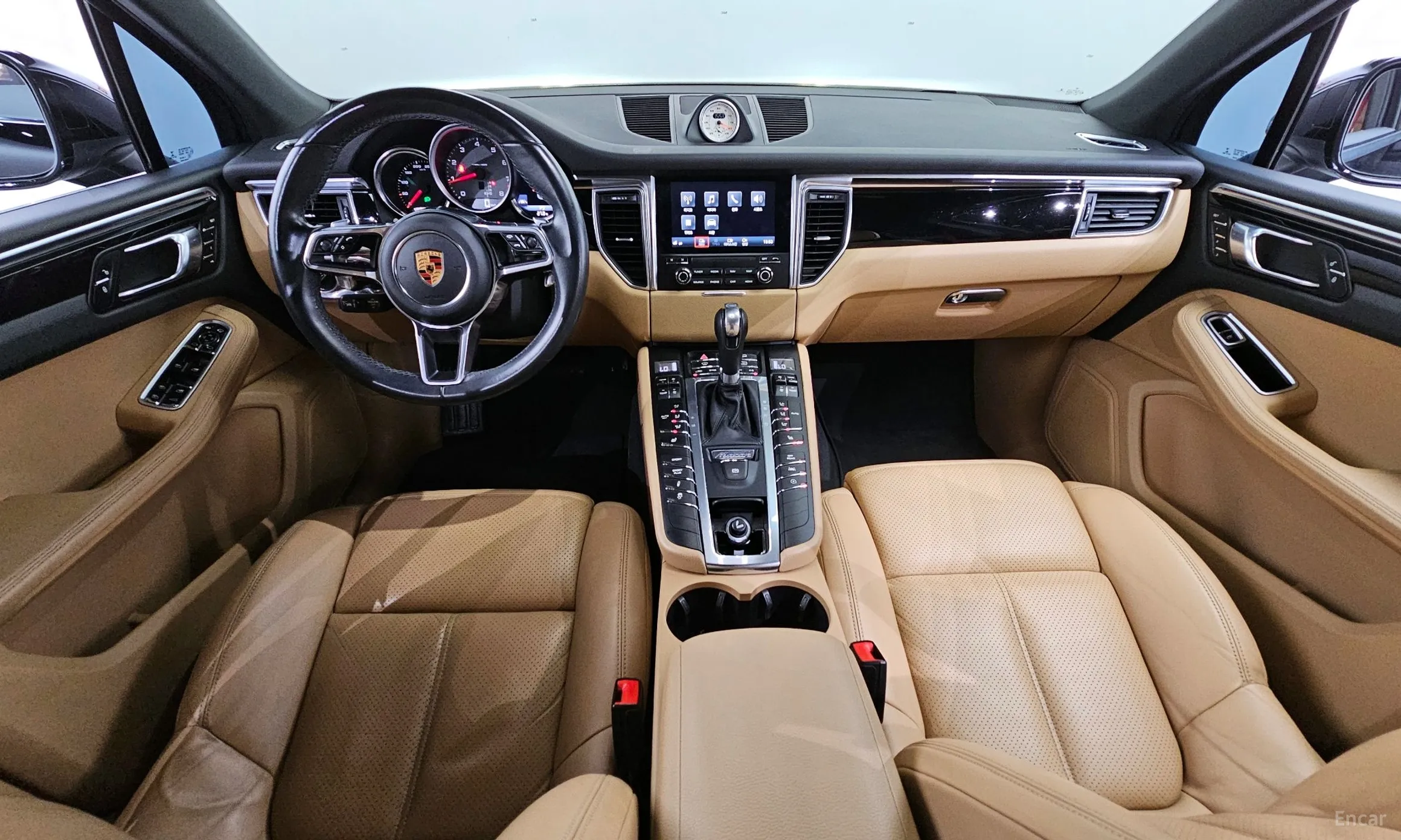 Porsche Macan превью 4