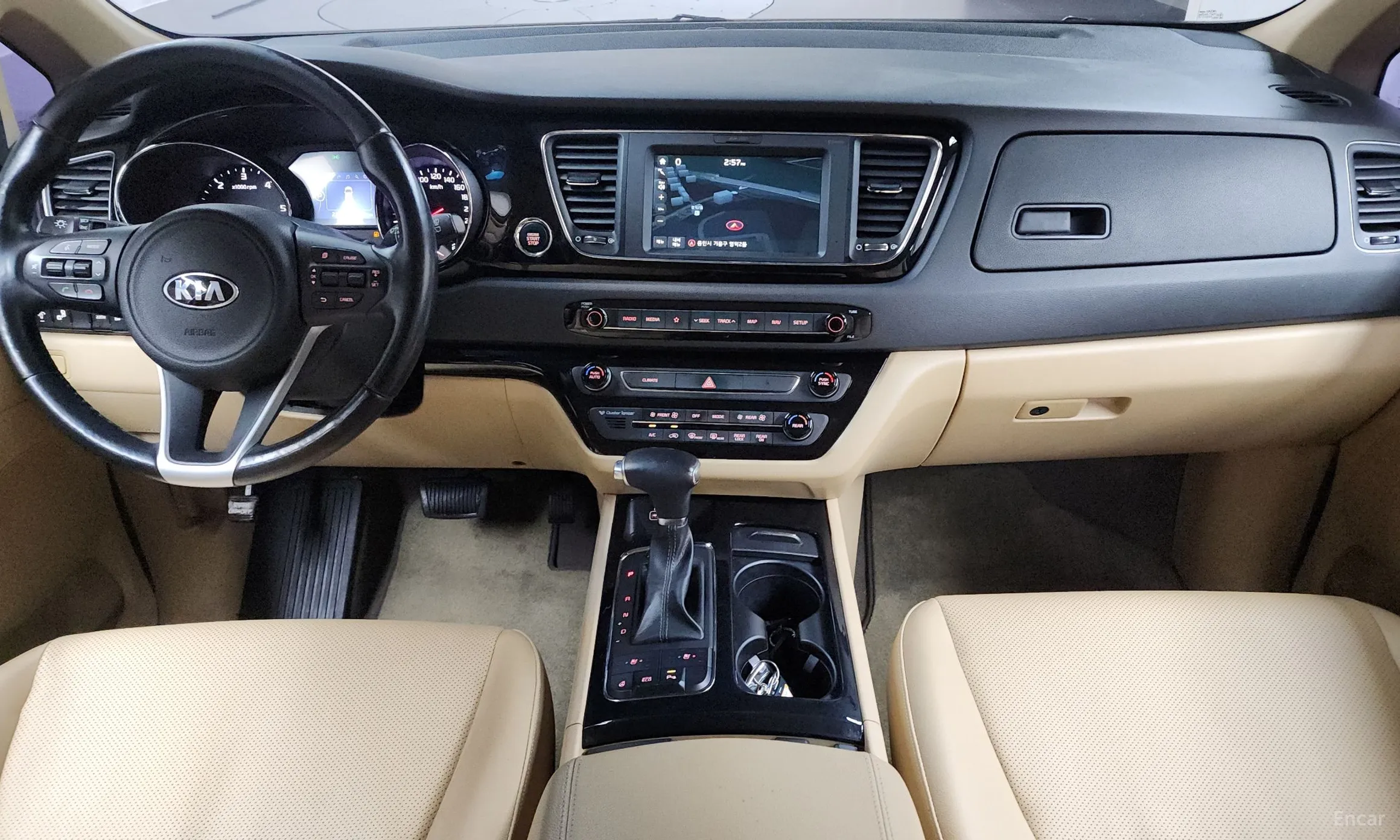 Kia Carnival превью 4