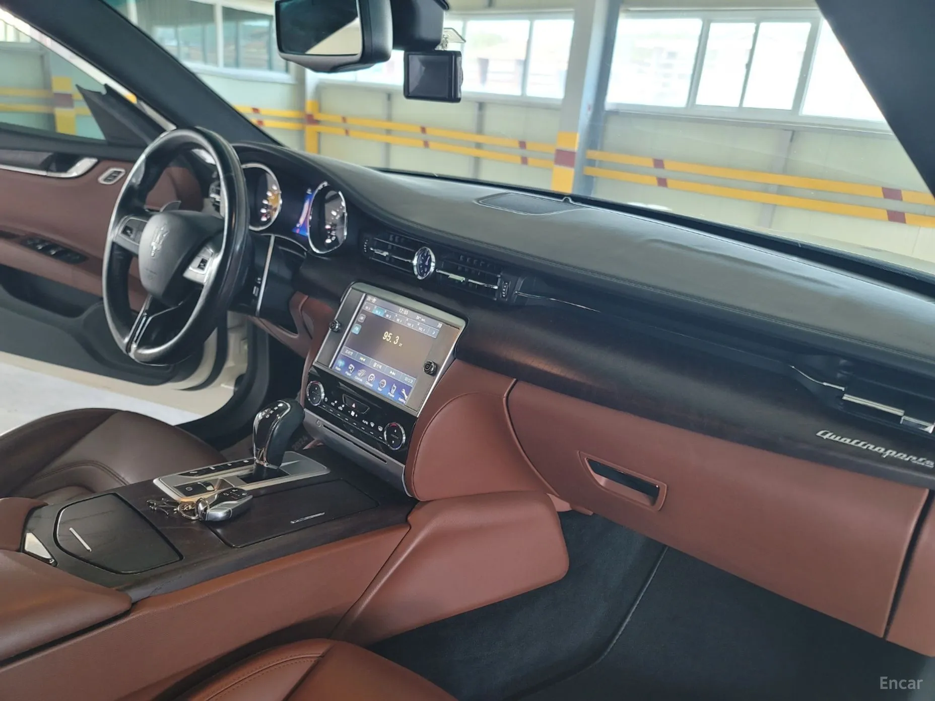 Maserati Quattroporte превью 16