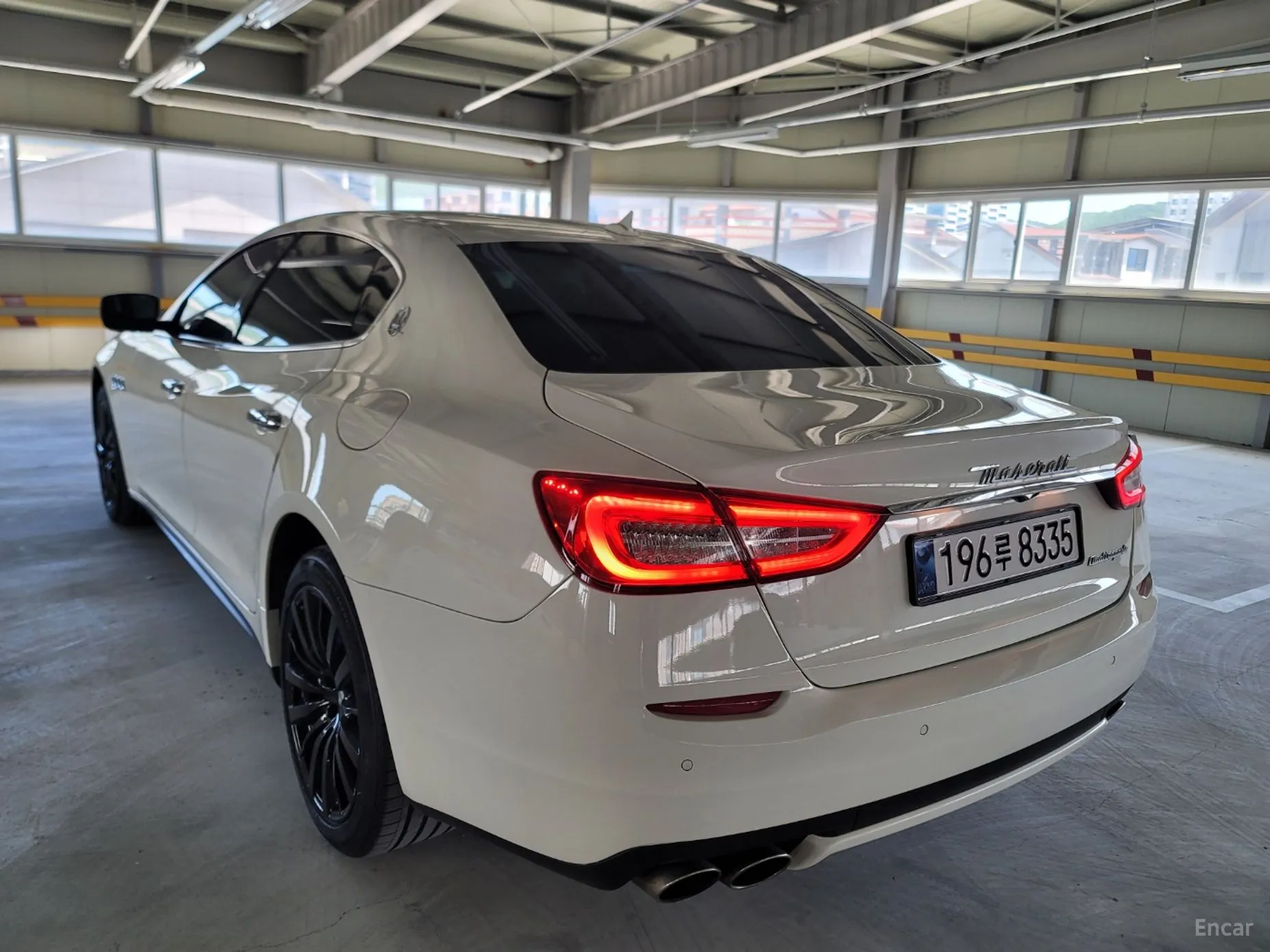 Maserati Quattroporte превью 4