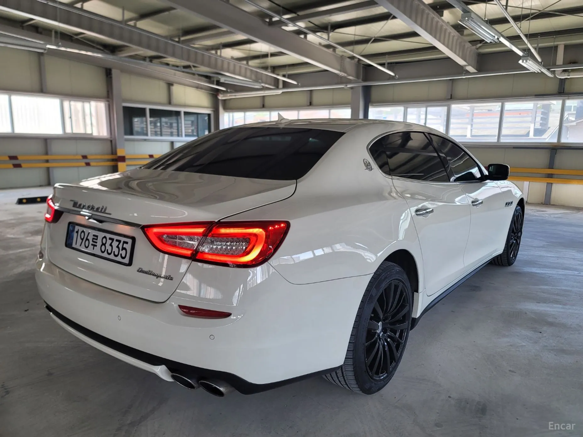 Maserati Quattroporte превью 7