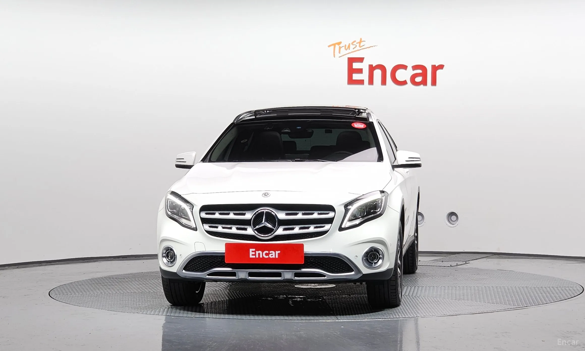 Mercedes Benz GLA-Class X156 превью 2
