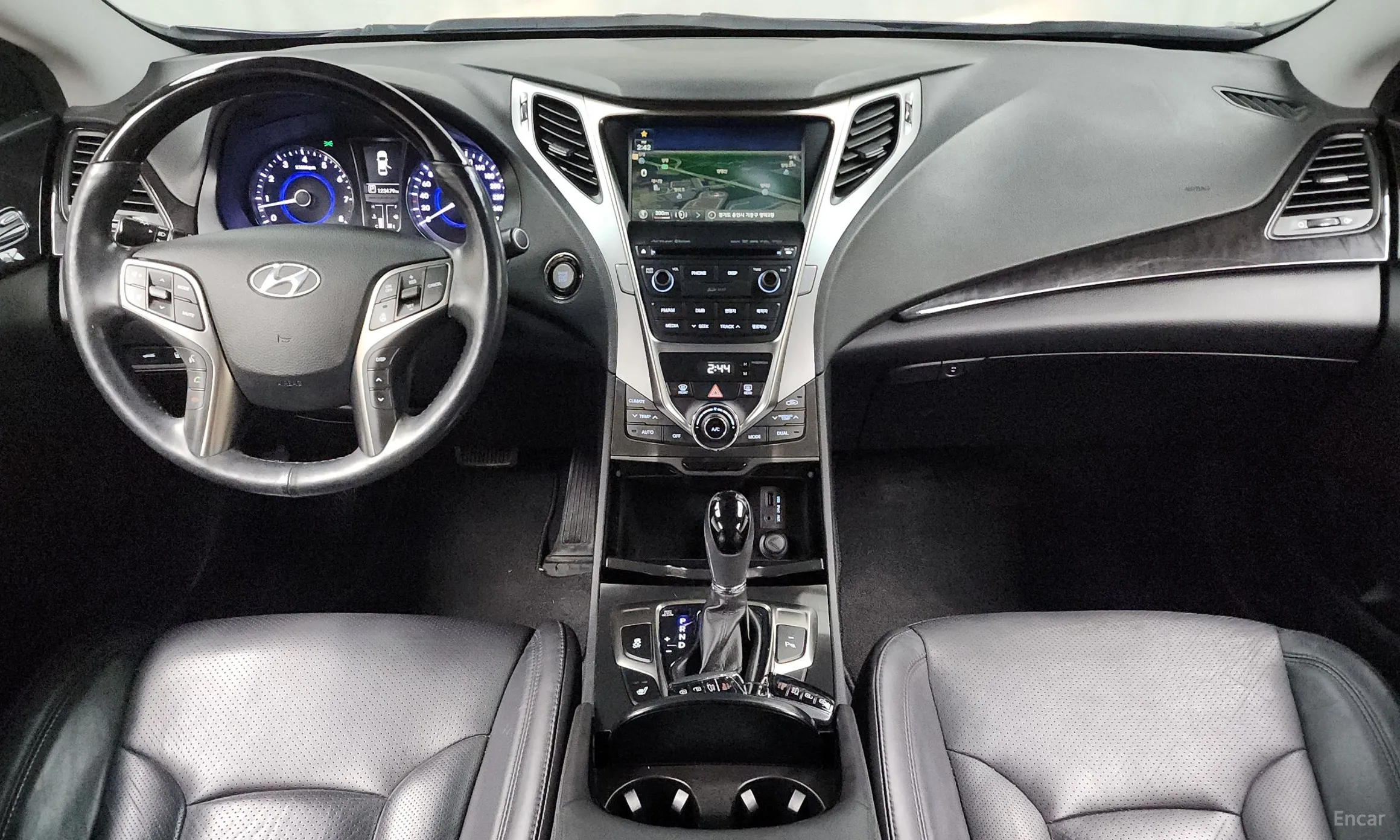 Hyundai Grandeur HG превью 4