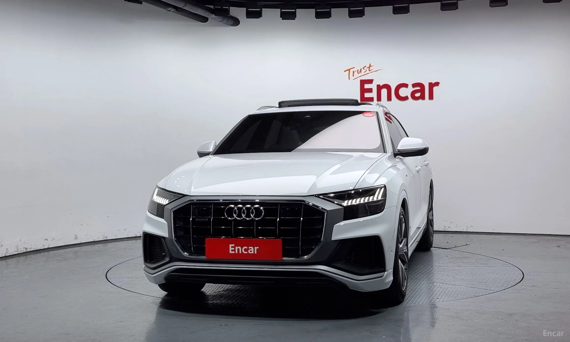 Audi Q8 (4M)