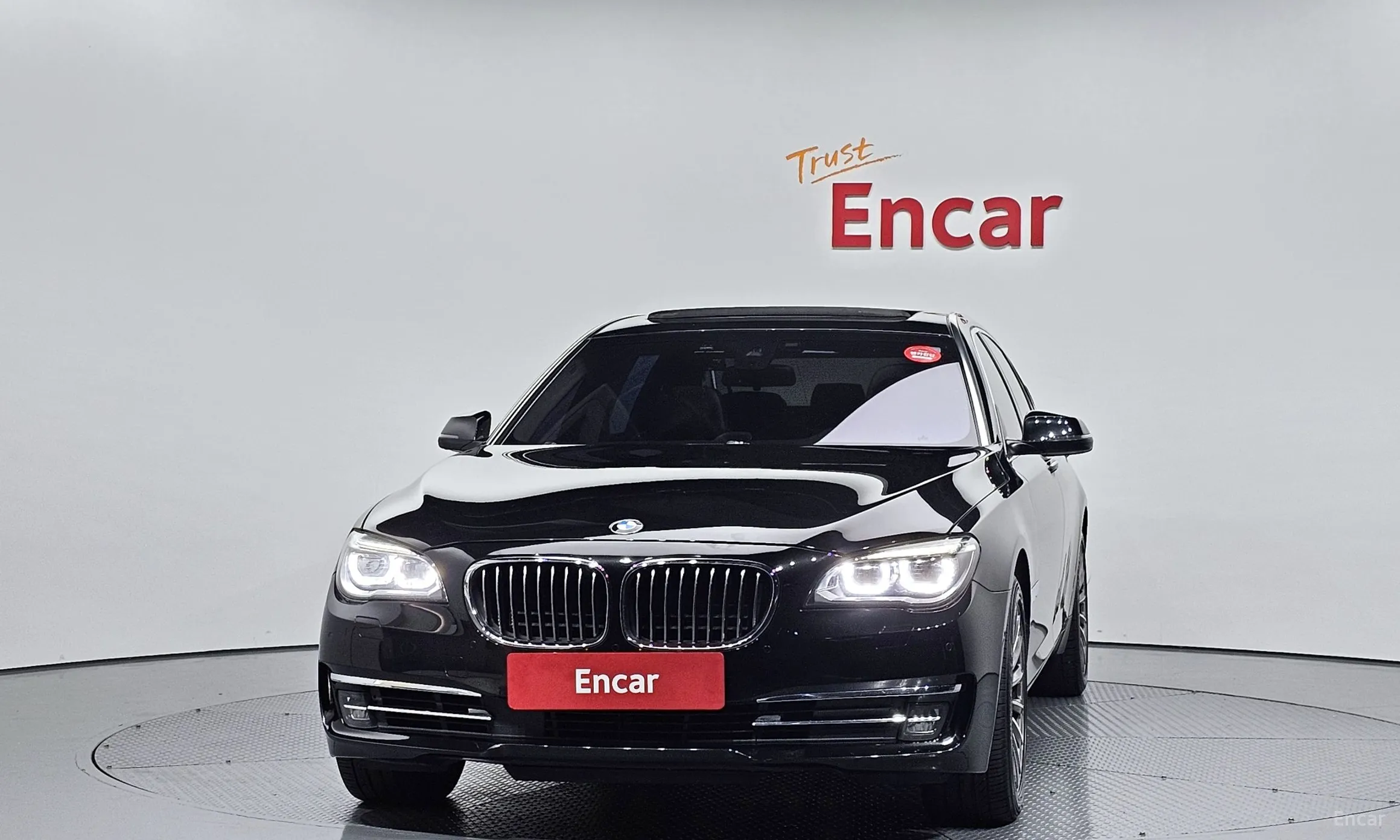BMW 7 Series (F01)
