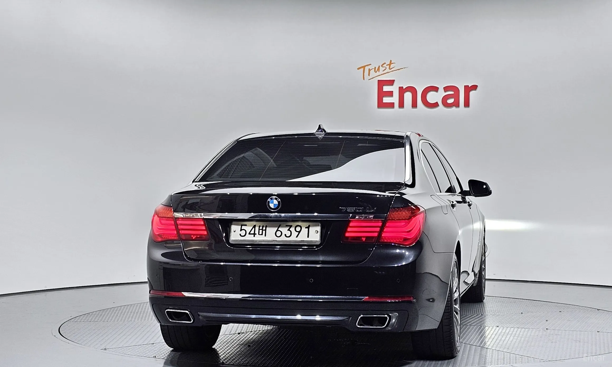 BMW 7 Series (F01) превью 3