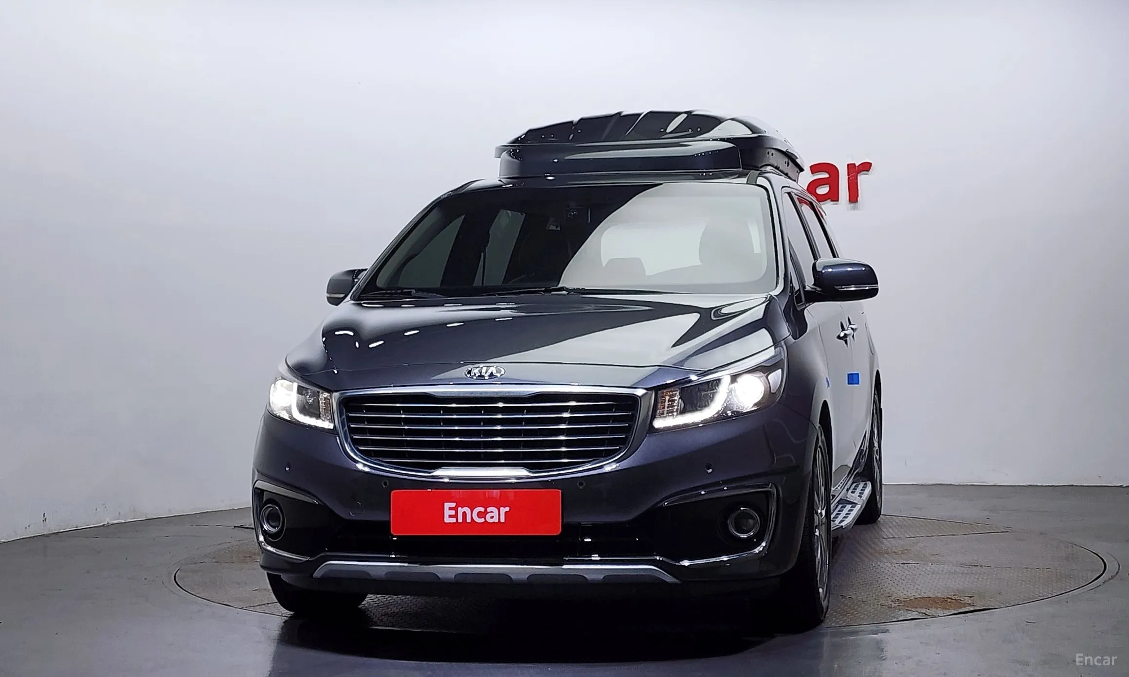 Kia Carnival превью 2