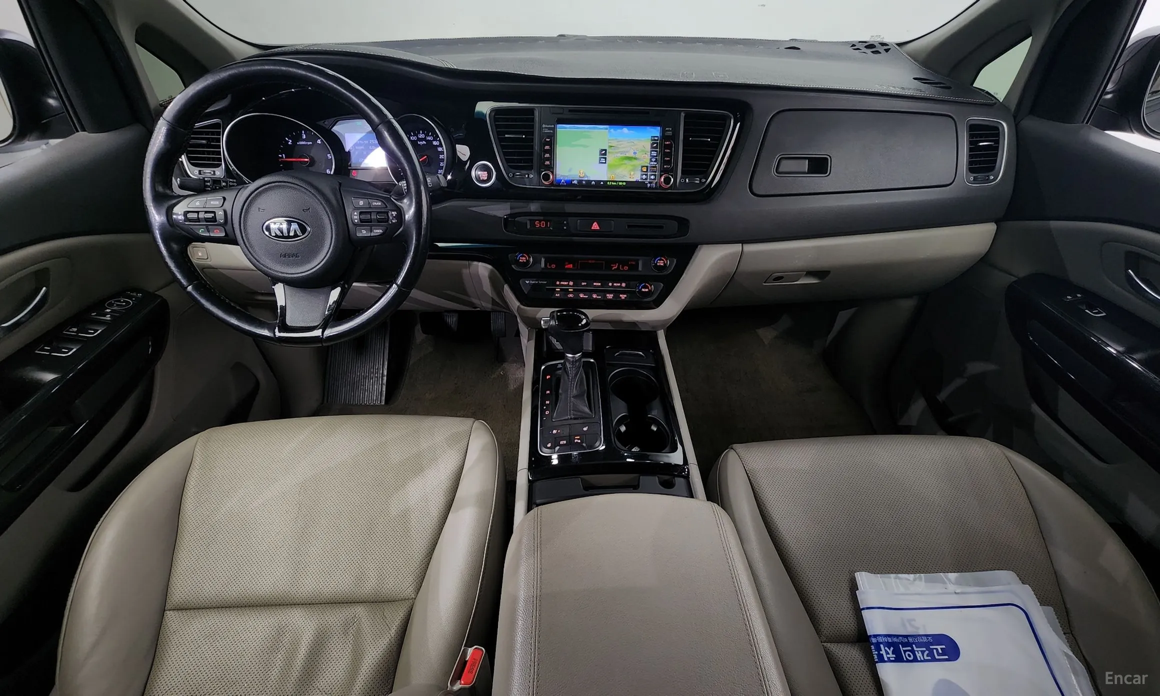 Kia Carnival превью 4