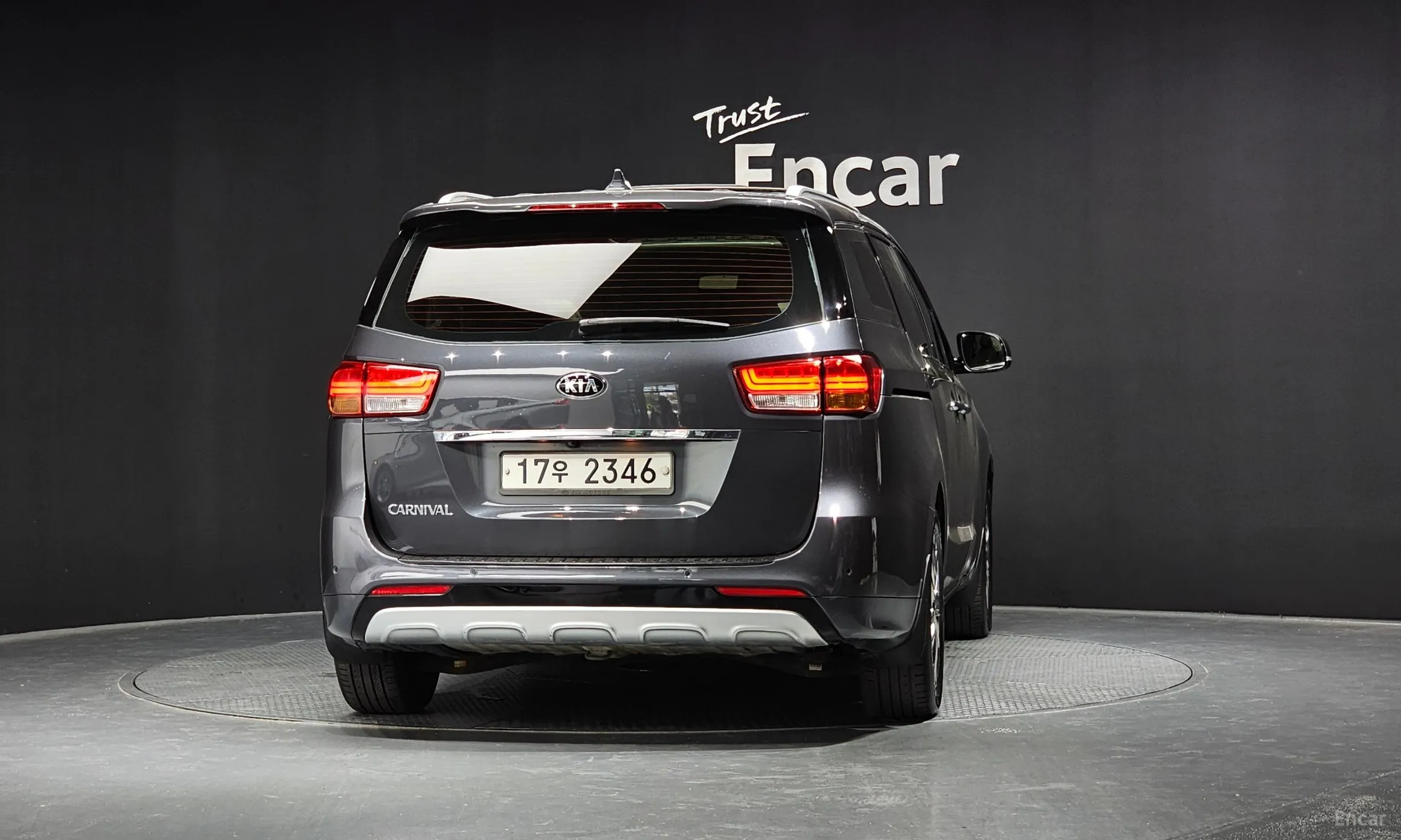 Kia Carnival превью 3