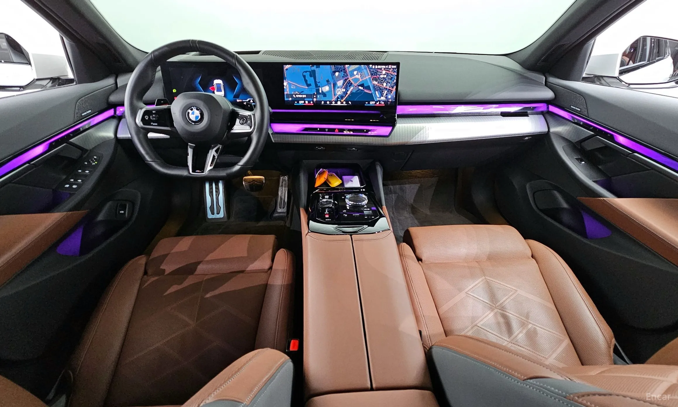 BMW 5 Series (G60) превью 4