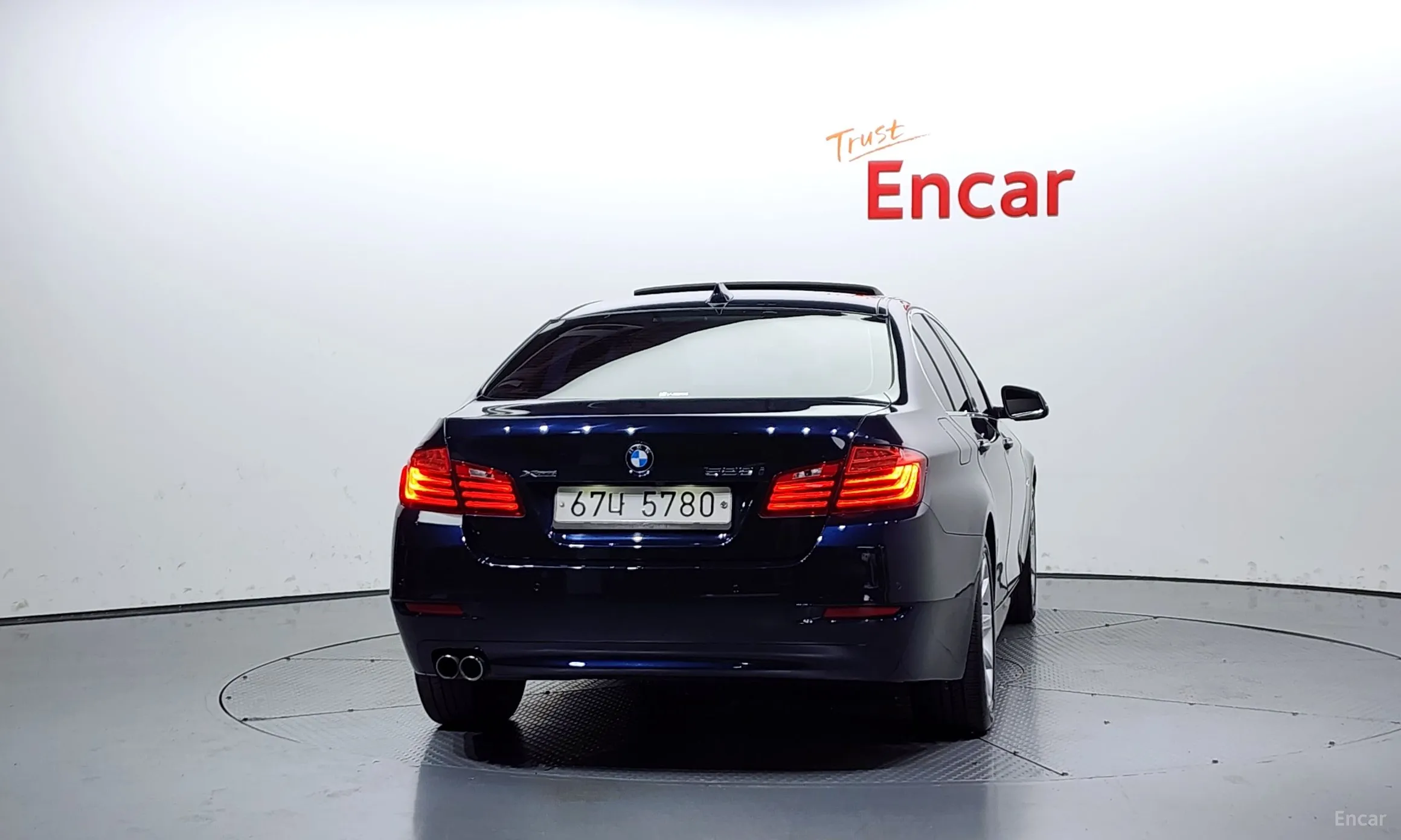 BMW 5 Series (F10) превью 3
