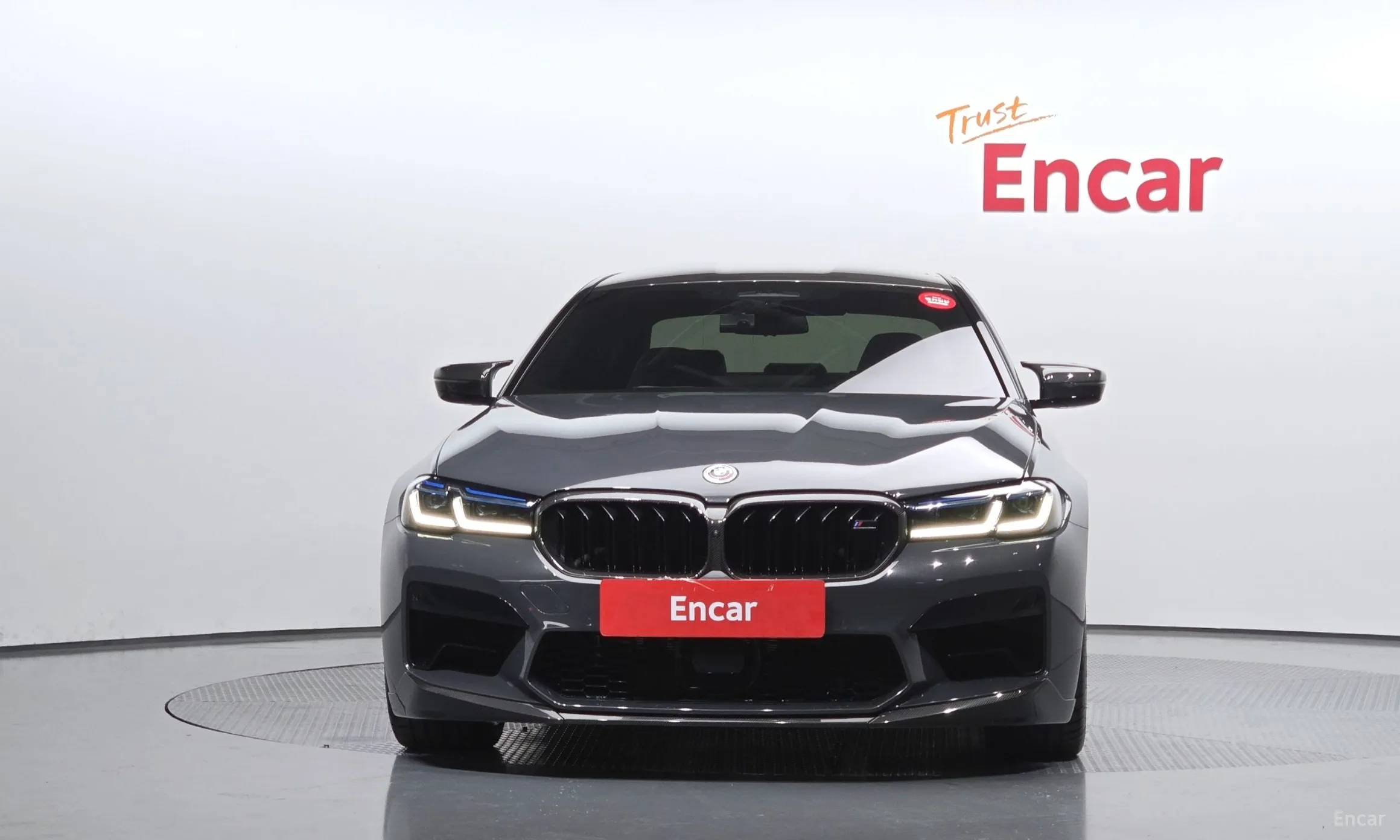 BMW M5 (F90) превью 2