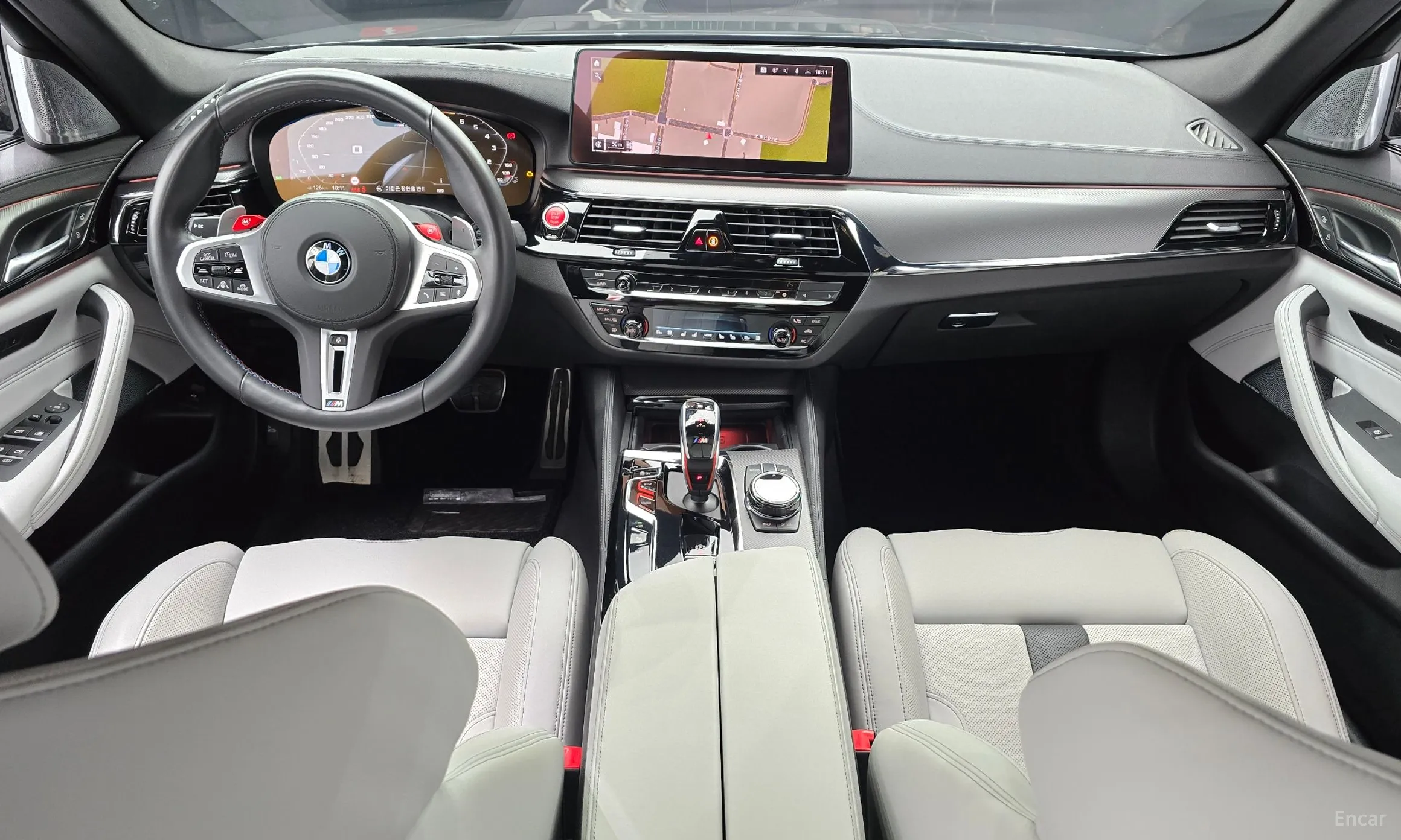 BMW M5 (F90) превью 4