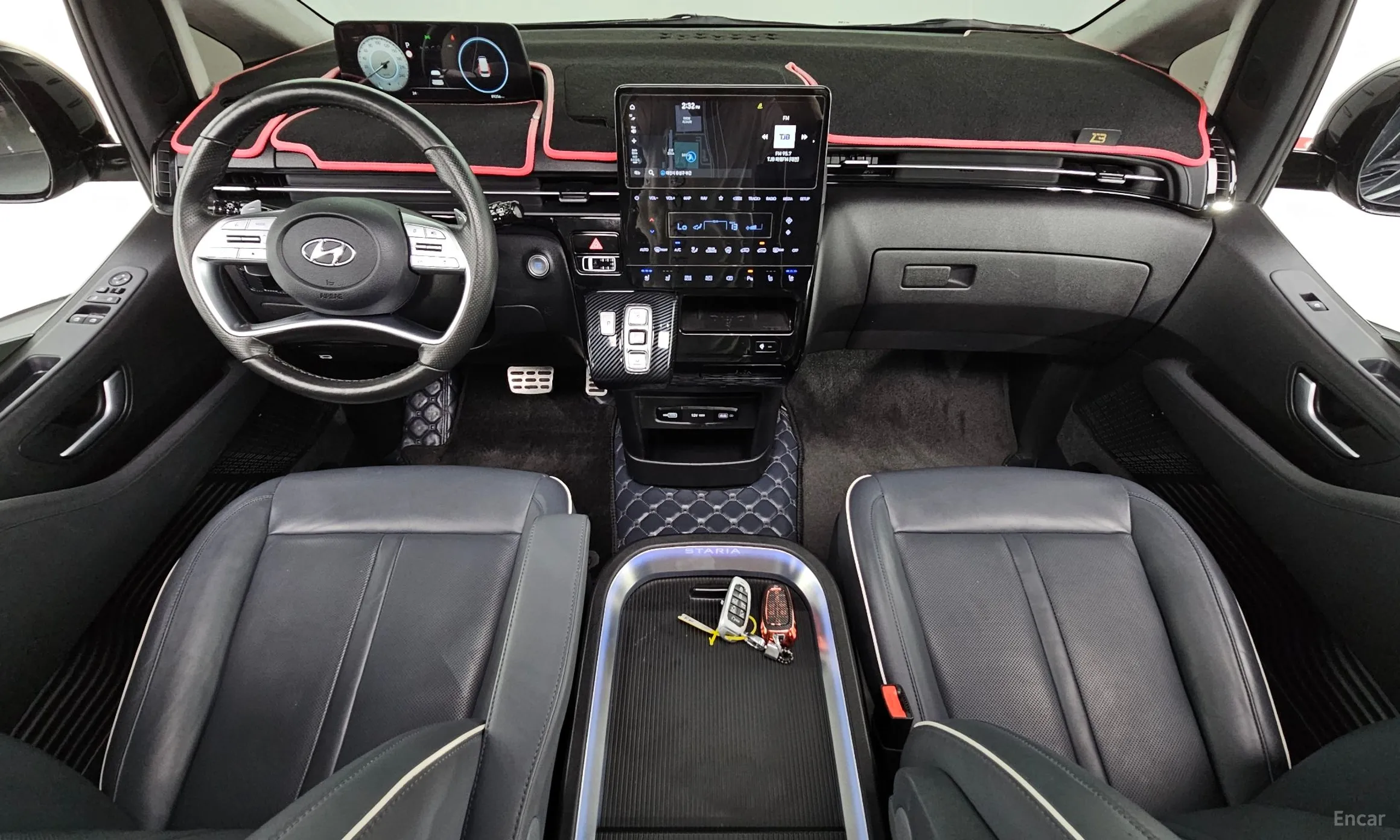 Hyundai Staria превью 4