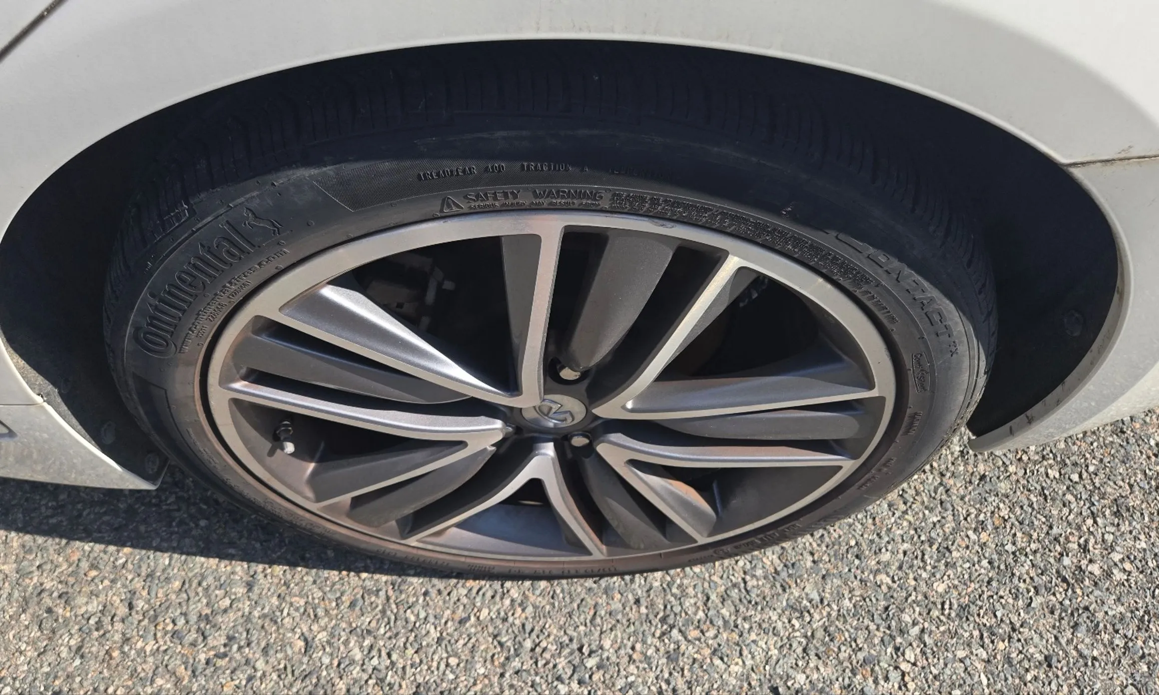 Infiniti Q50 превью 10