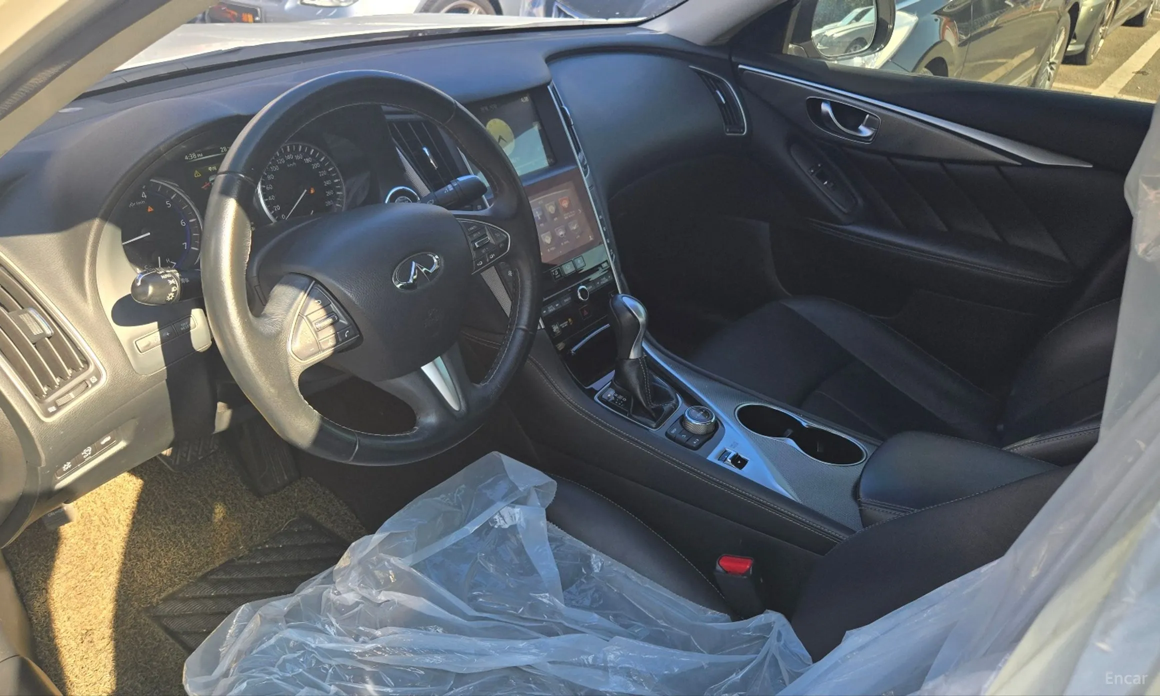 Infiniti Q50 превью 11
