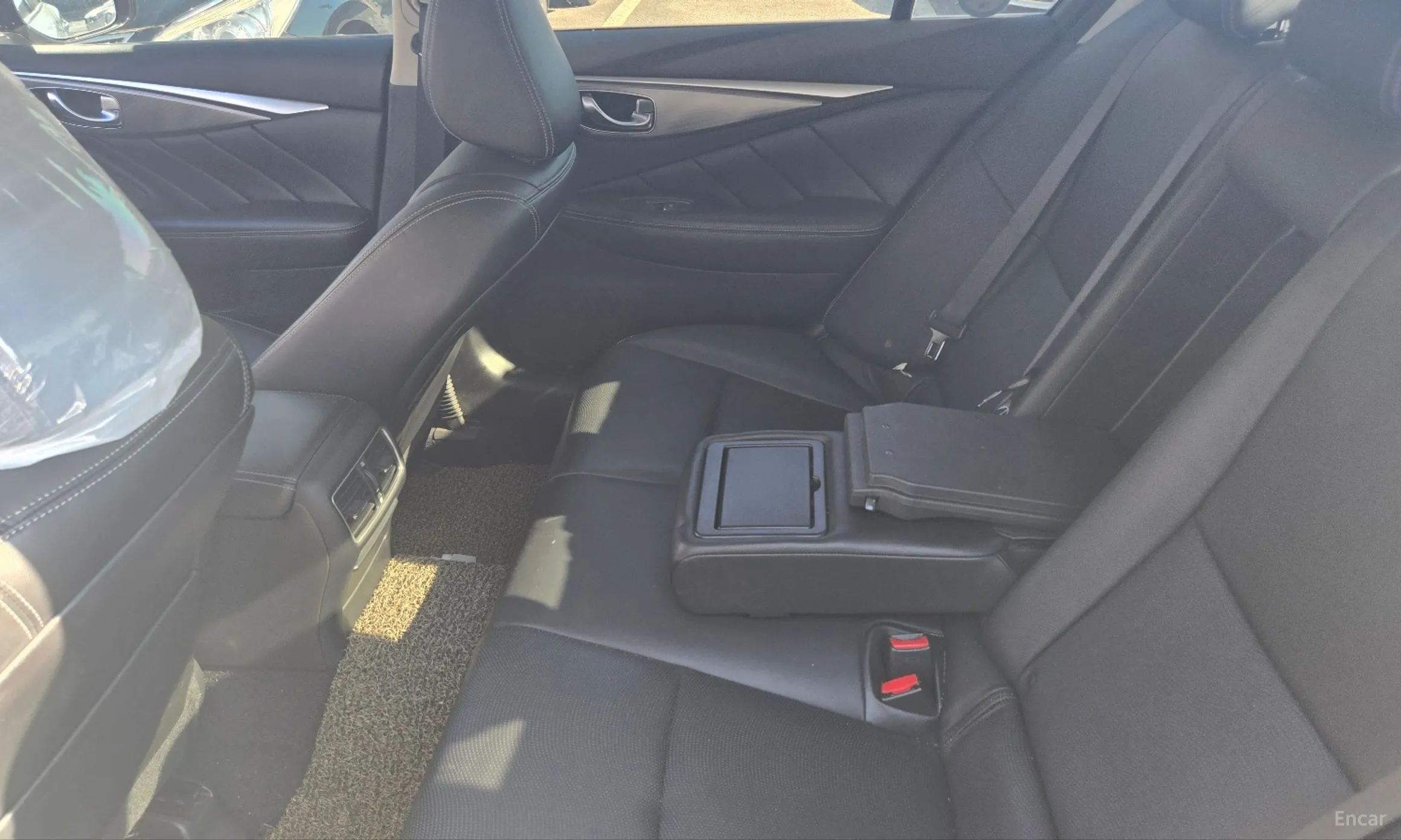 Infiniti Q50 превью 13