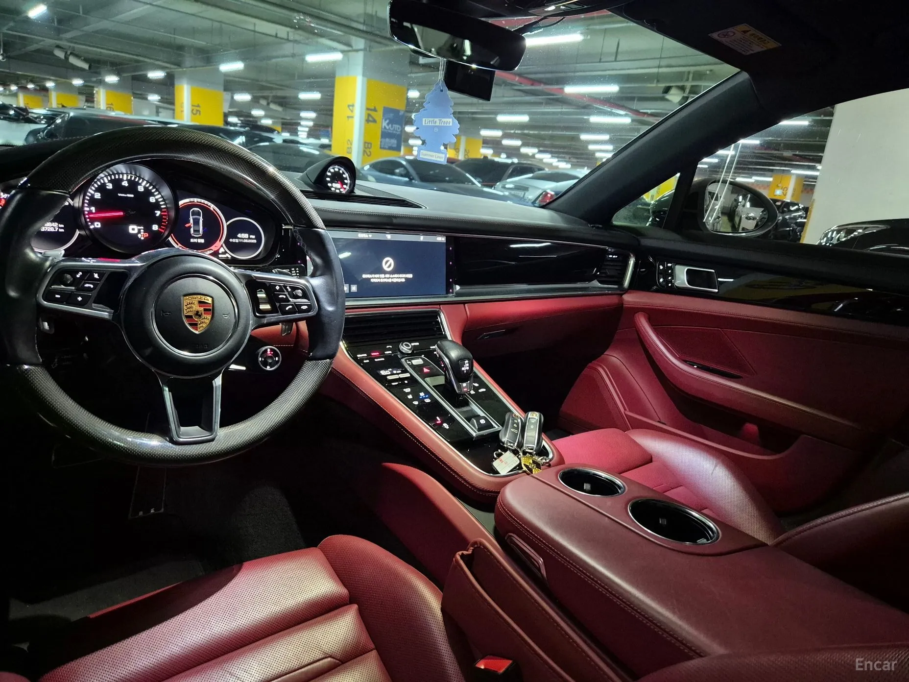 Porsche Panamera (971) превью 4