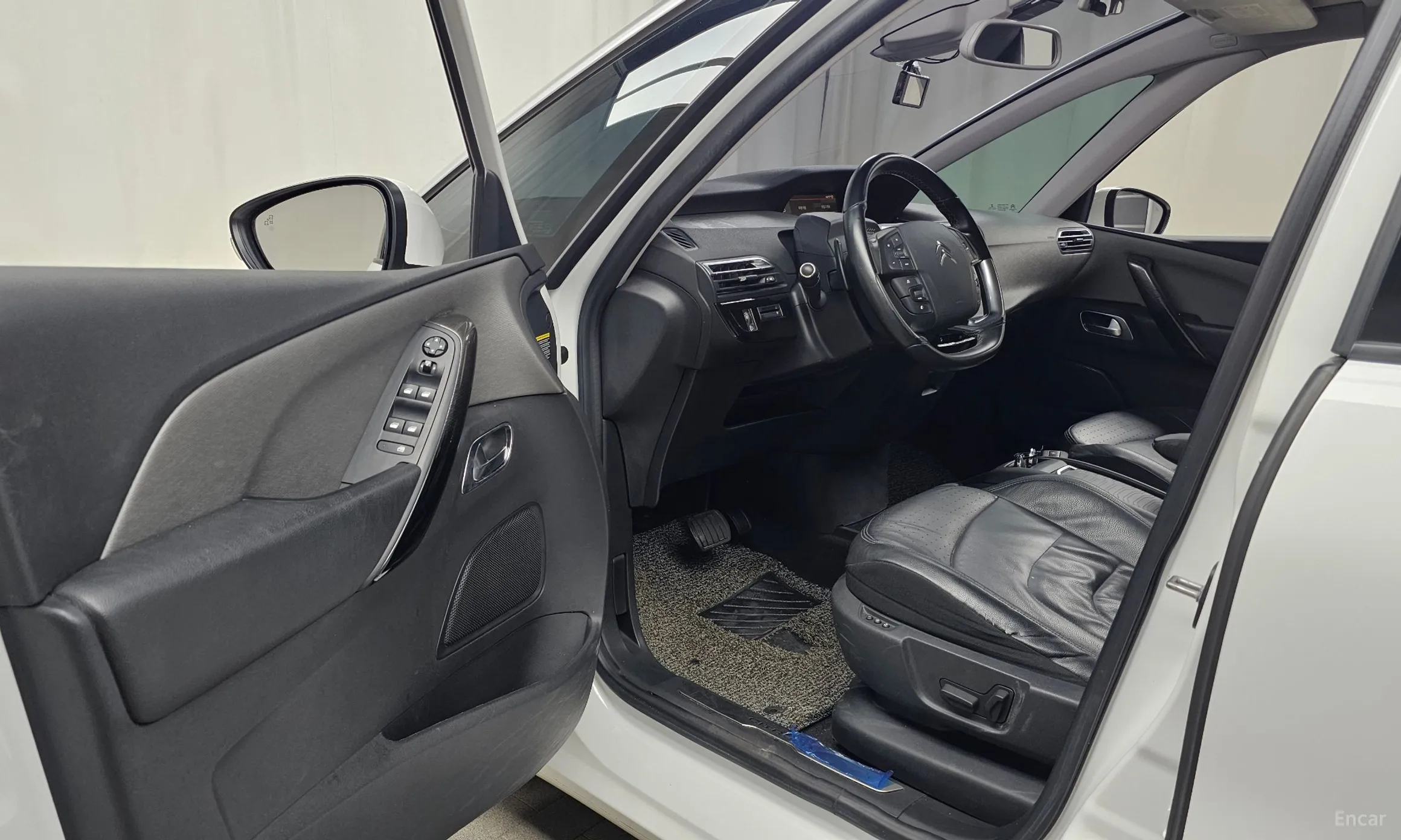 Citroën/DS Grand C4 Picasso превью 10