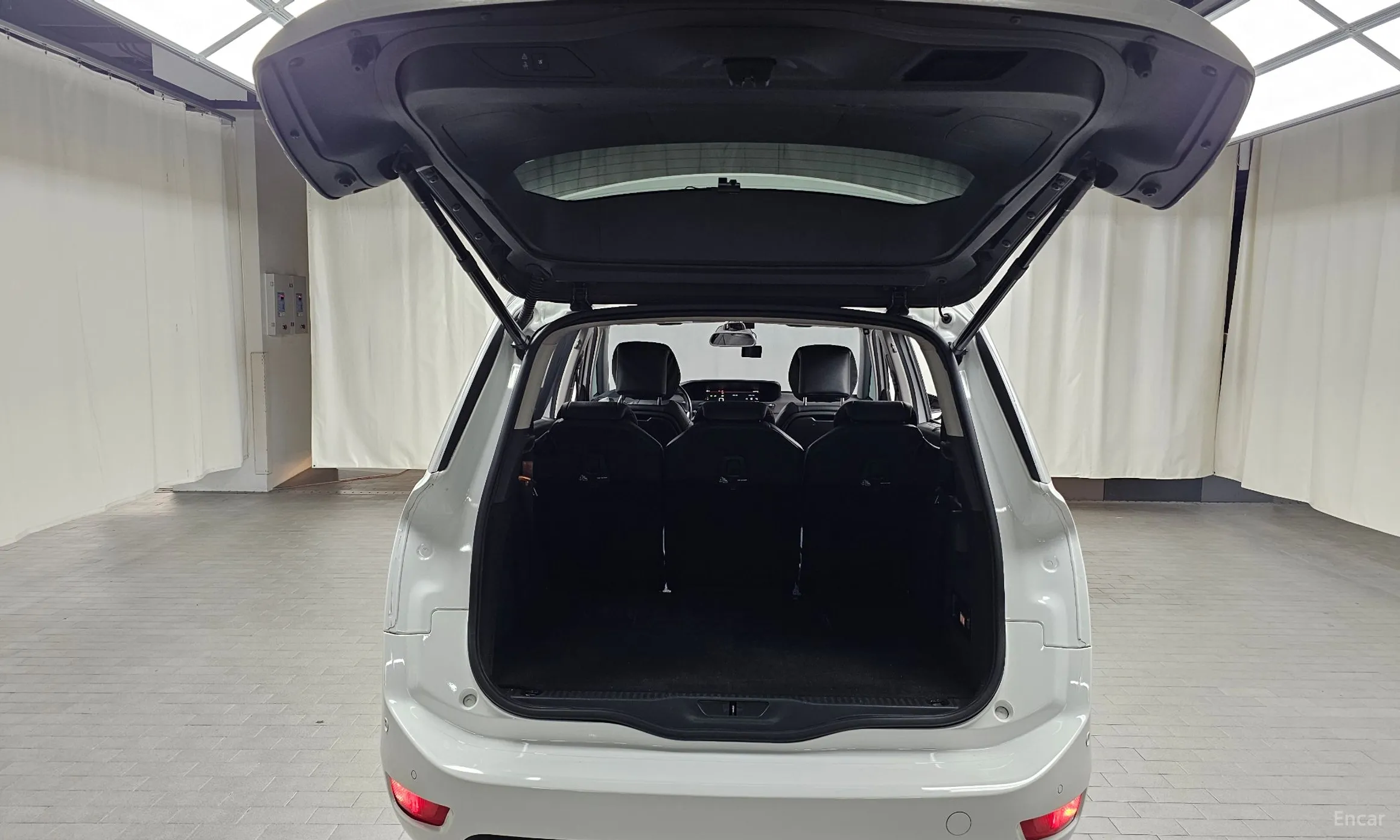 Citroën/DS Grand C4 Picasso превью 20
