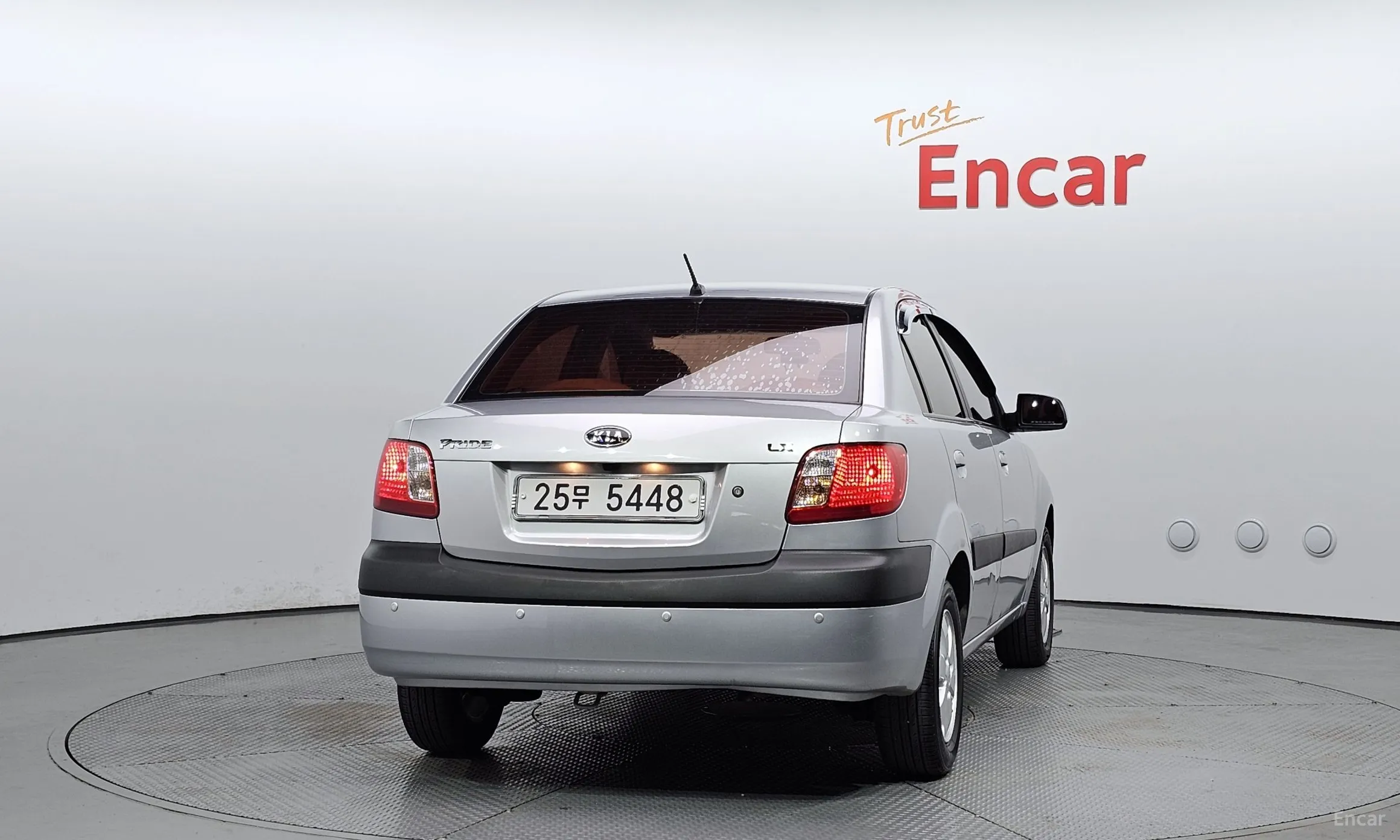 Kia Pride (new) превью 3