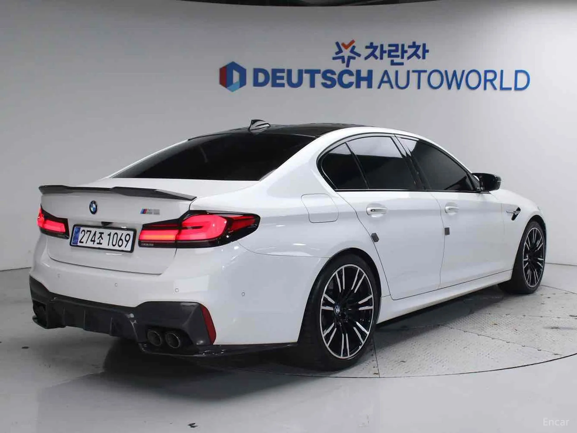 BMW M5 (F90)