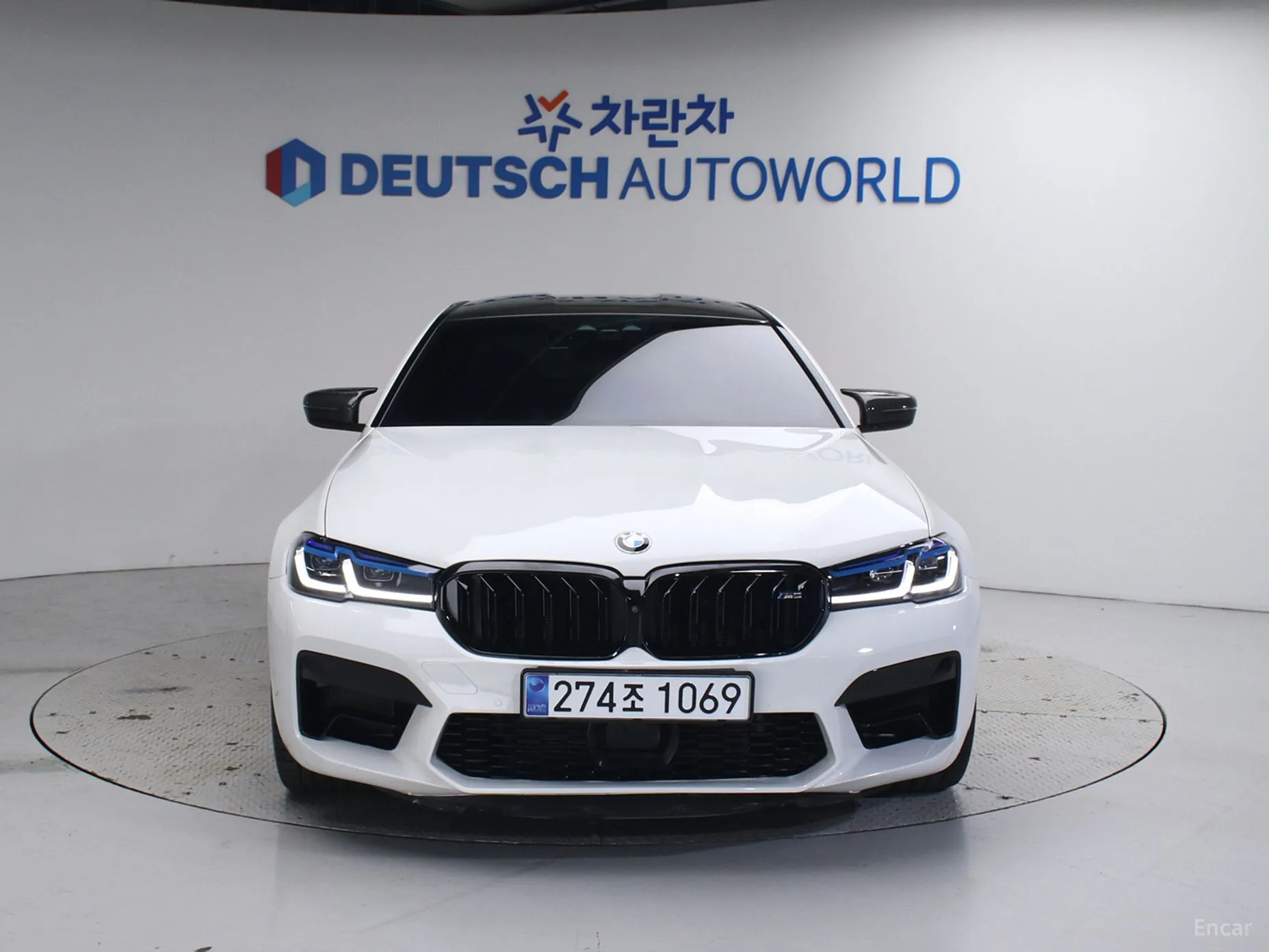 BMW M5 (F90) превью 3