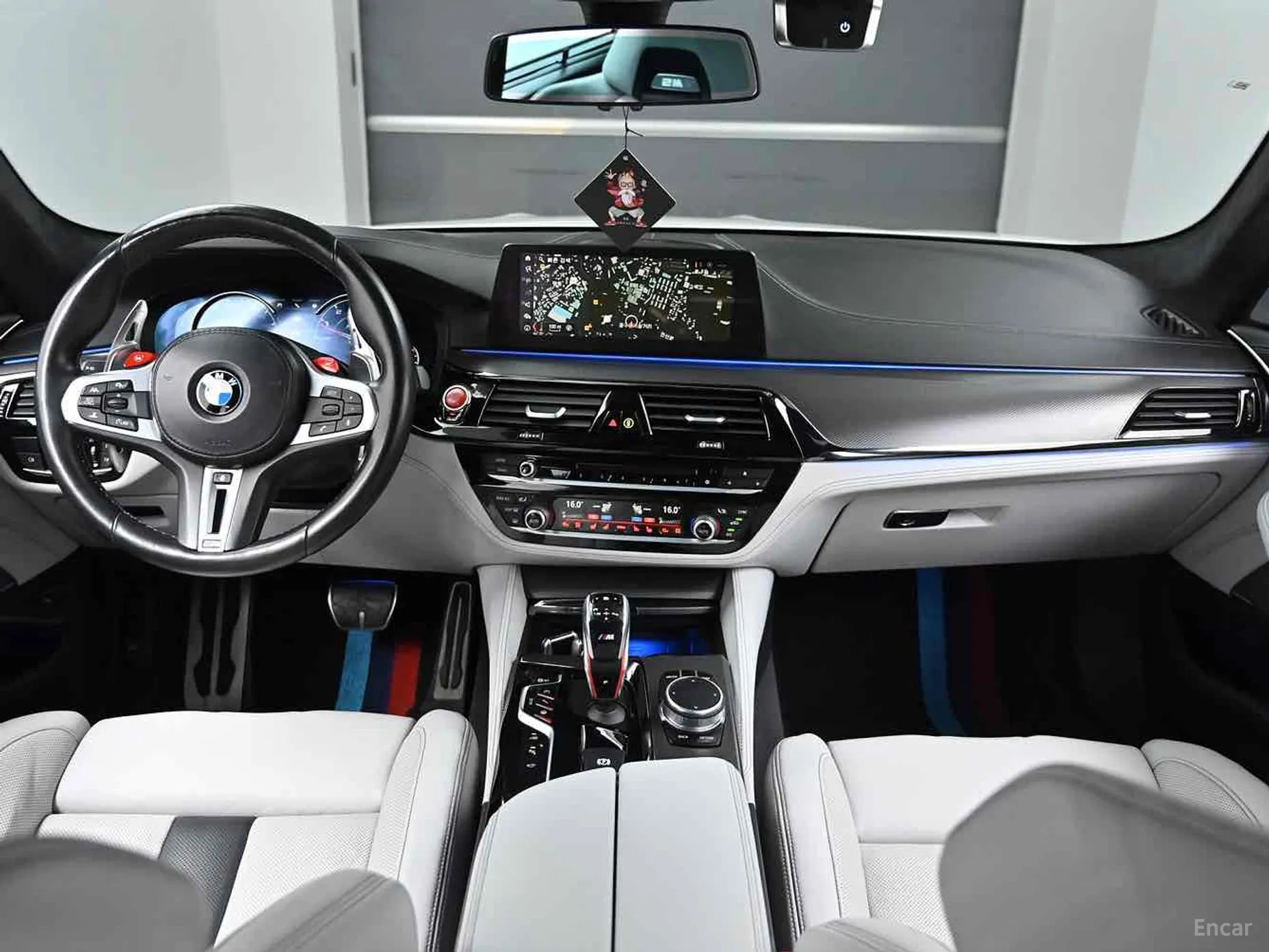 BMW M5 (F90) превью 4