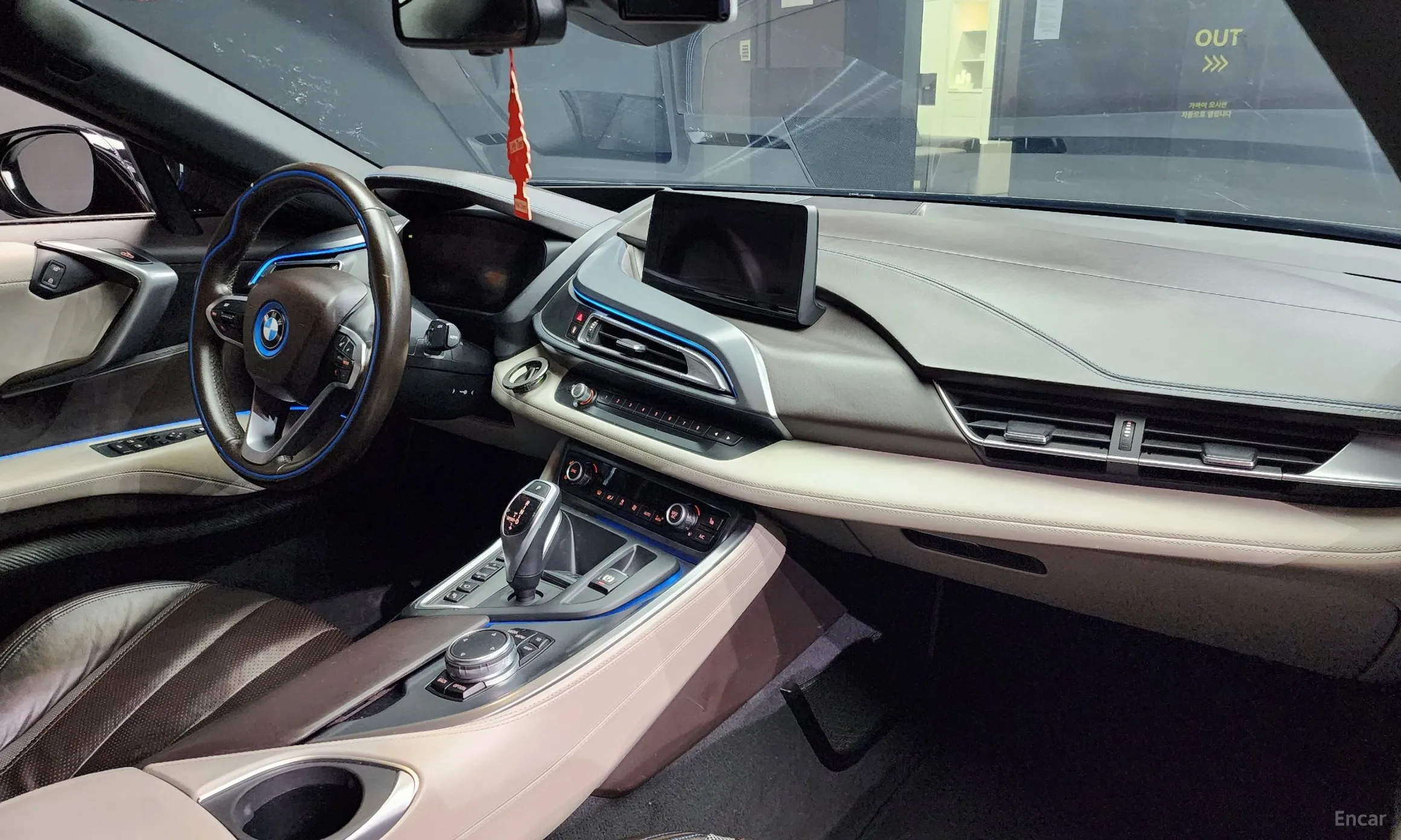 BMW i8 превью 4
