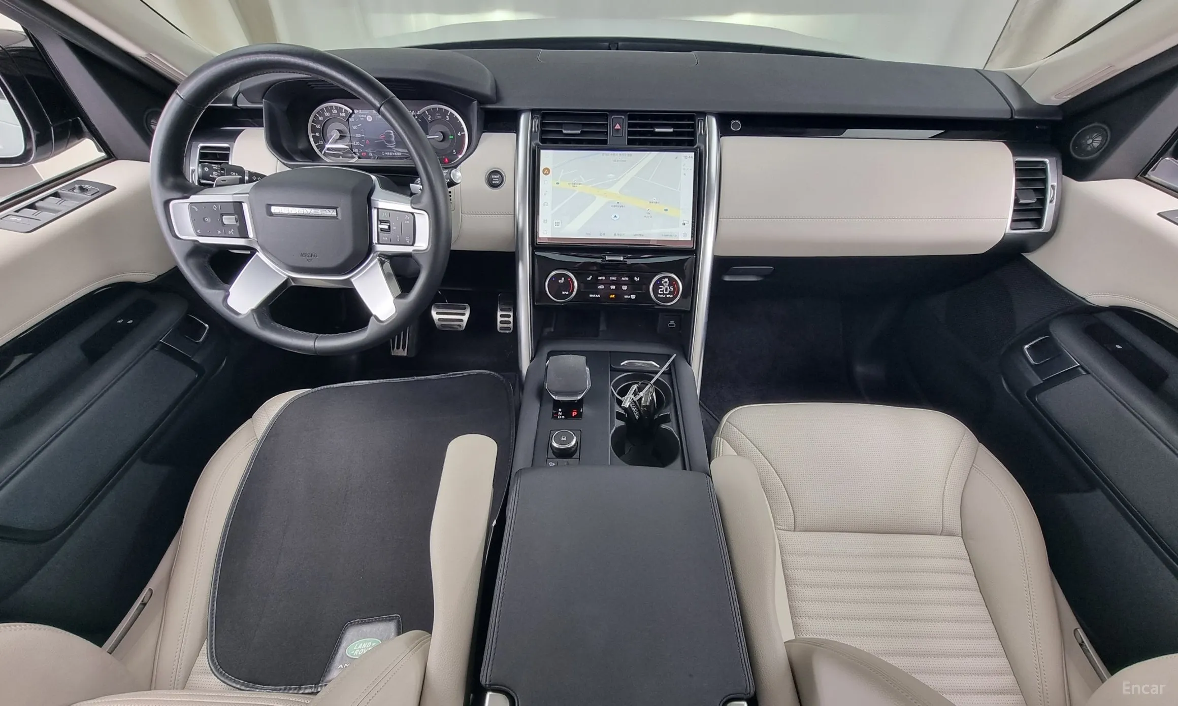 Land Rover Discovery 5 превью 4