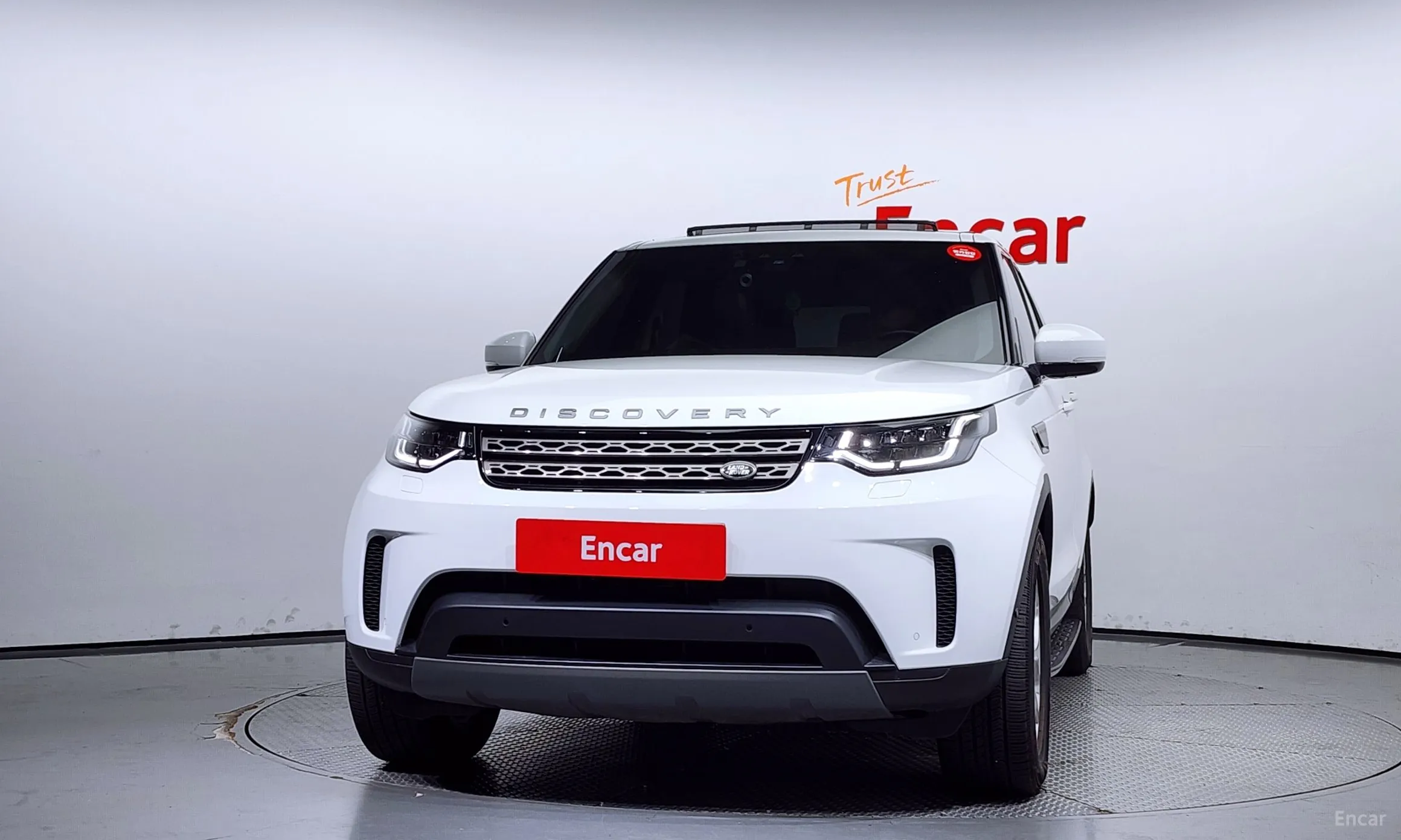 Land Rover Discovery 5 превью 2