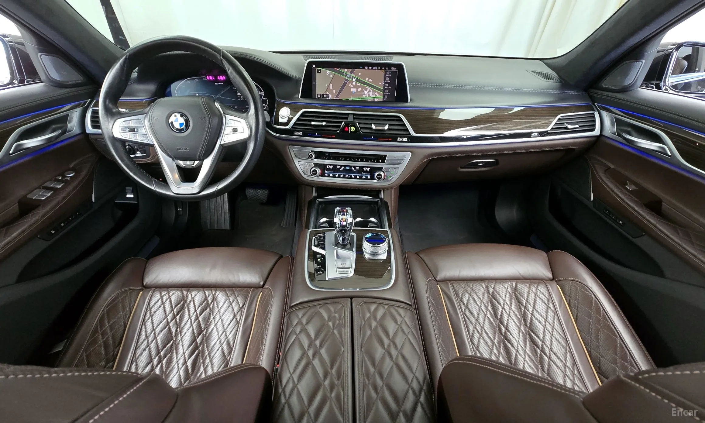 BMW 7 Series (G11) превью 4