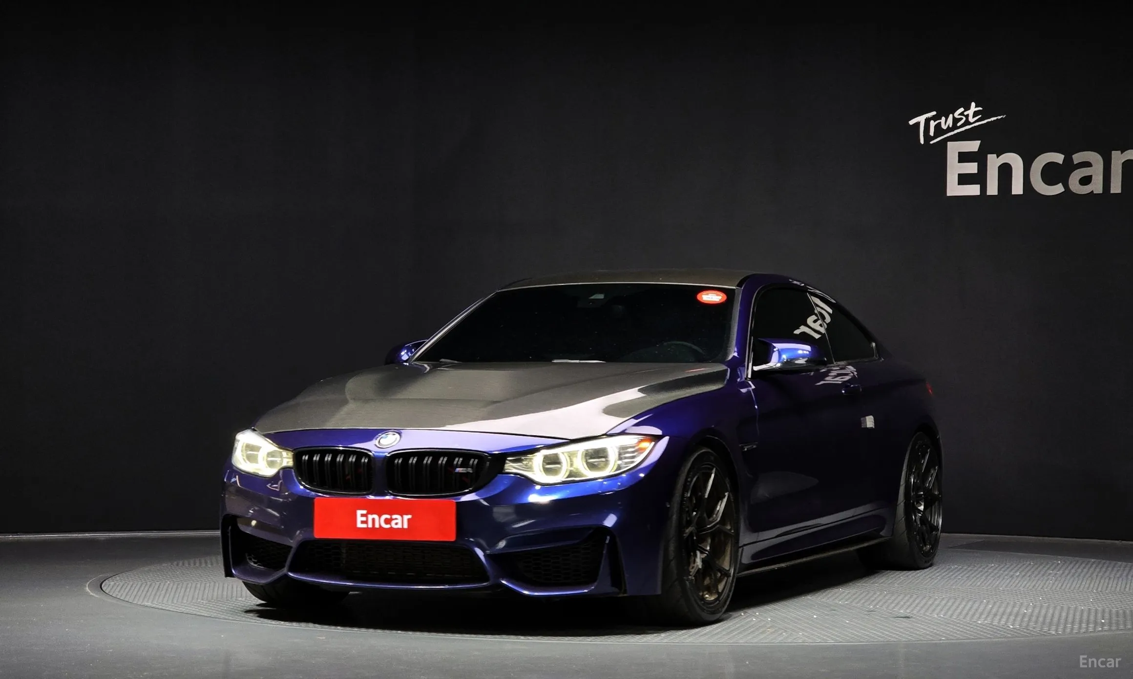 BMW M4 (F82)