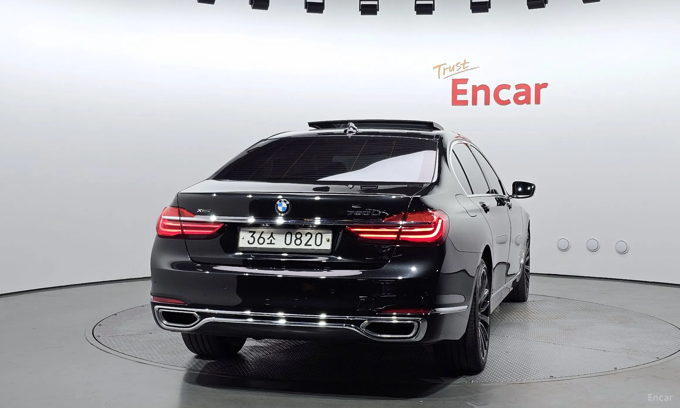 BMW 7 Series (G11) превью 3