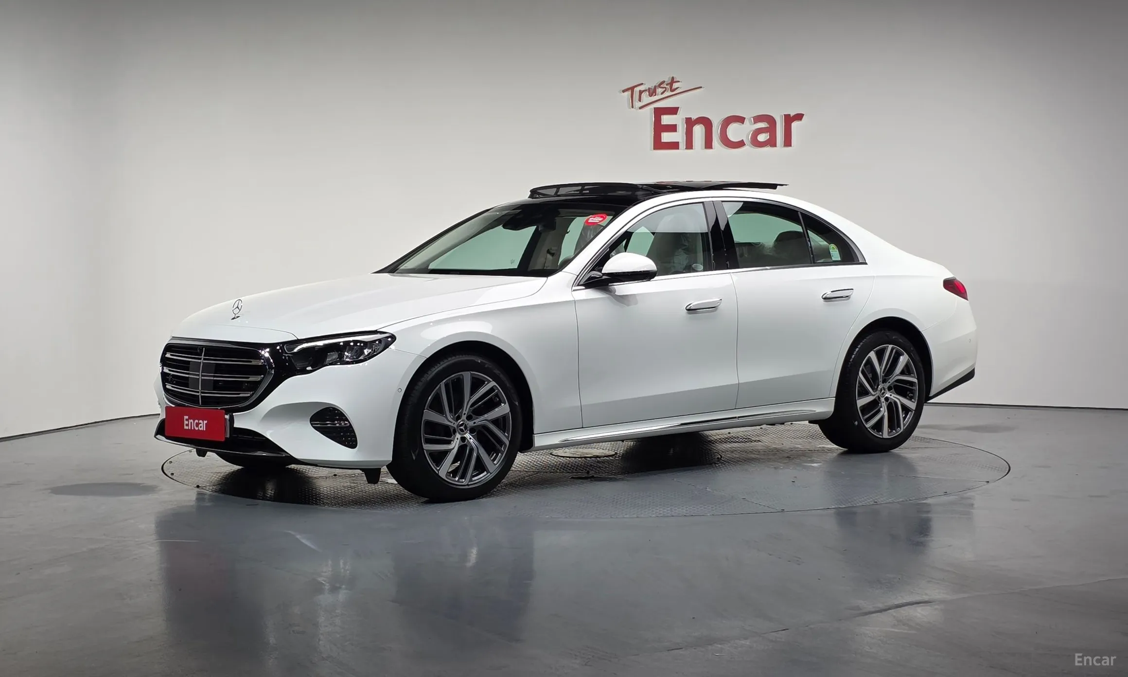 E-Class W214