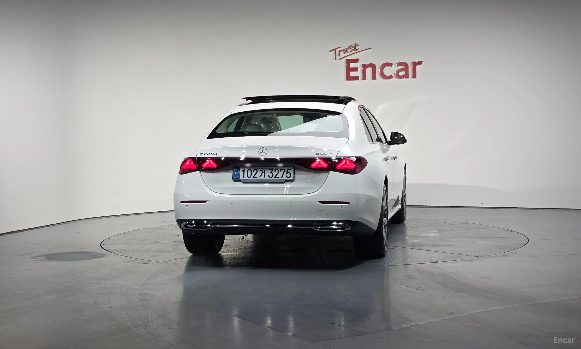 Mercedes Benz E-Class W214 превью 3