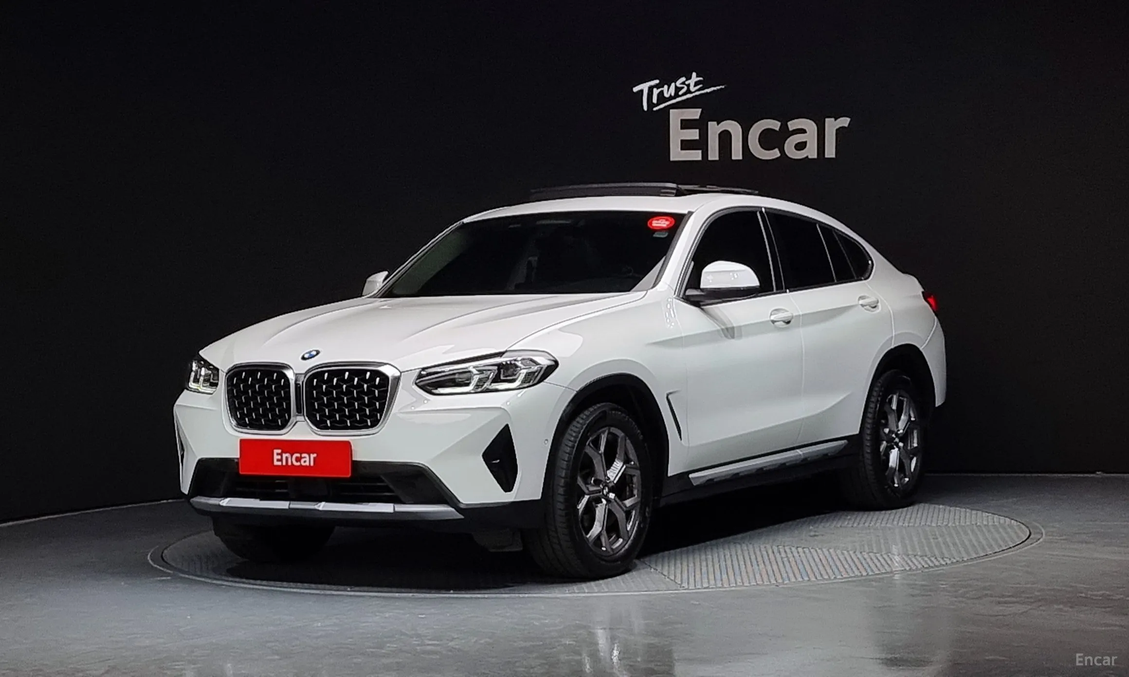 X4 (G02)