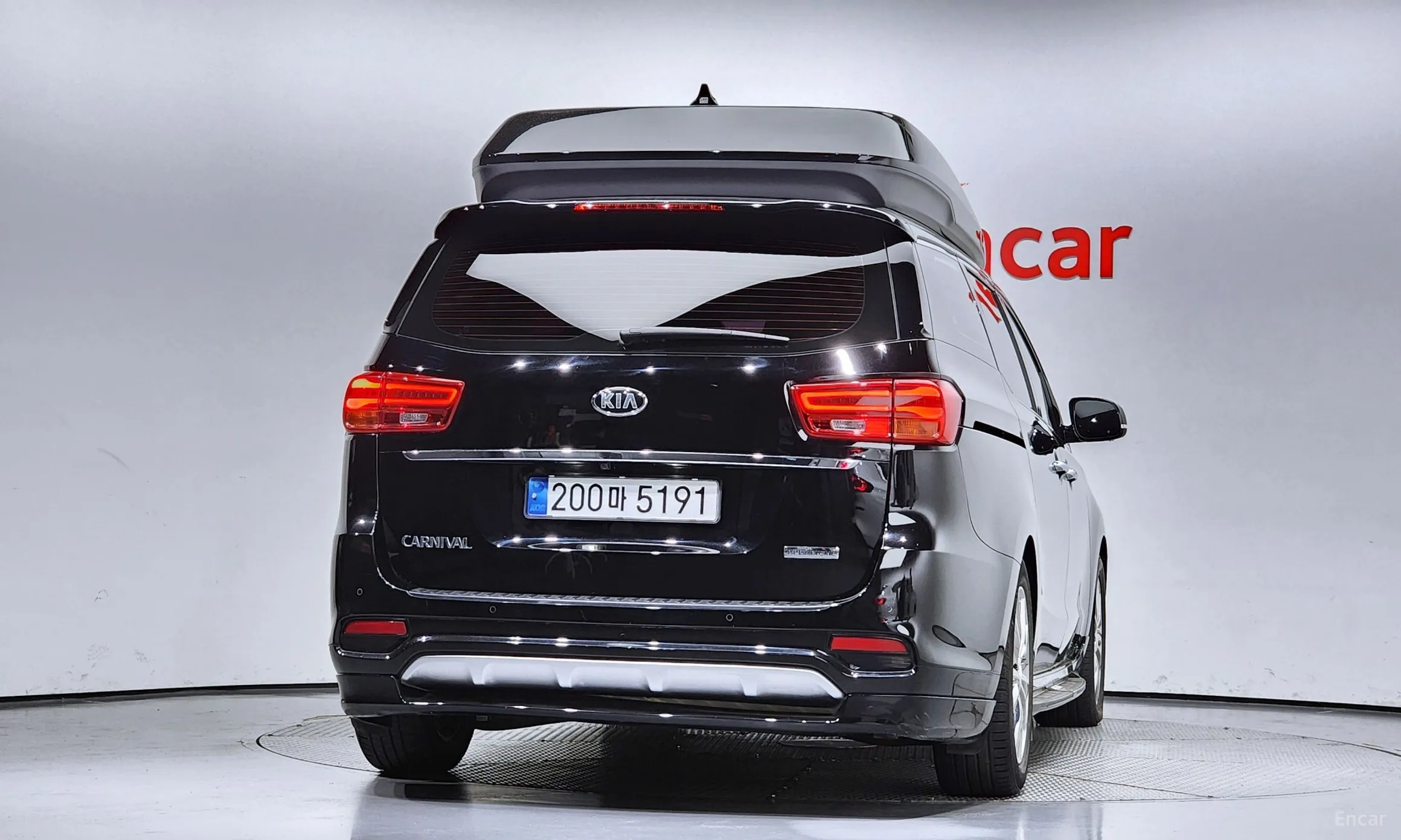 Kia Carnival превью 3