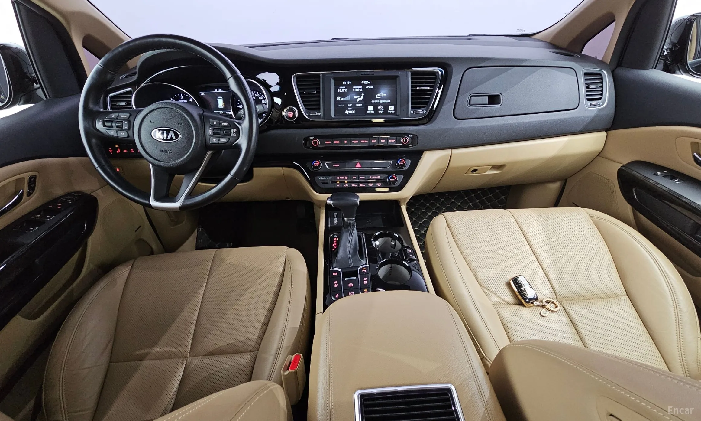 Kia Carnival превью 4