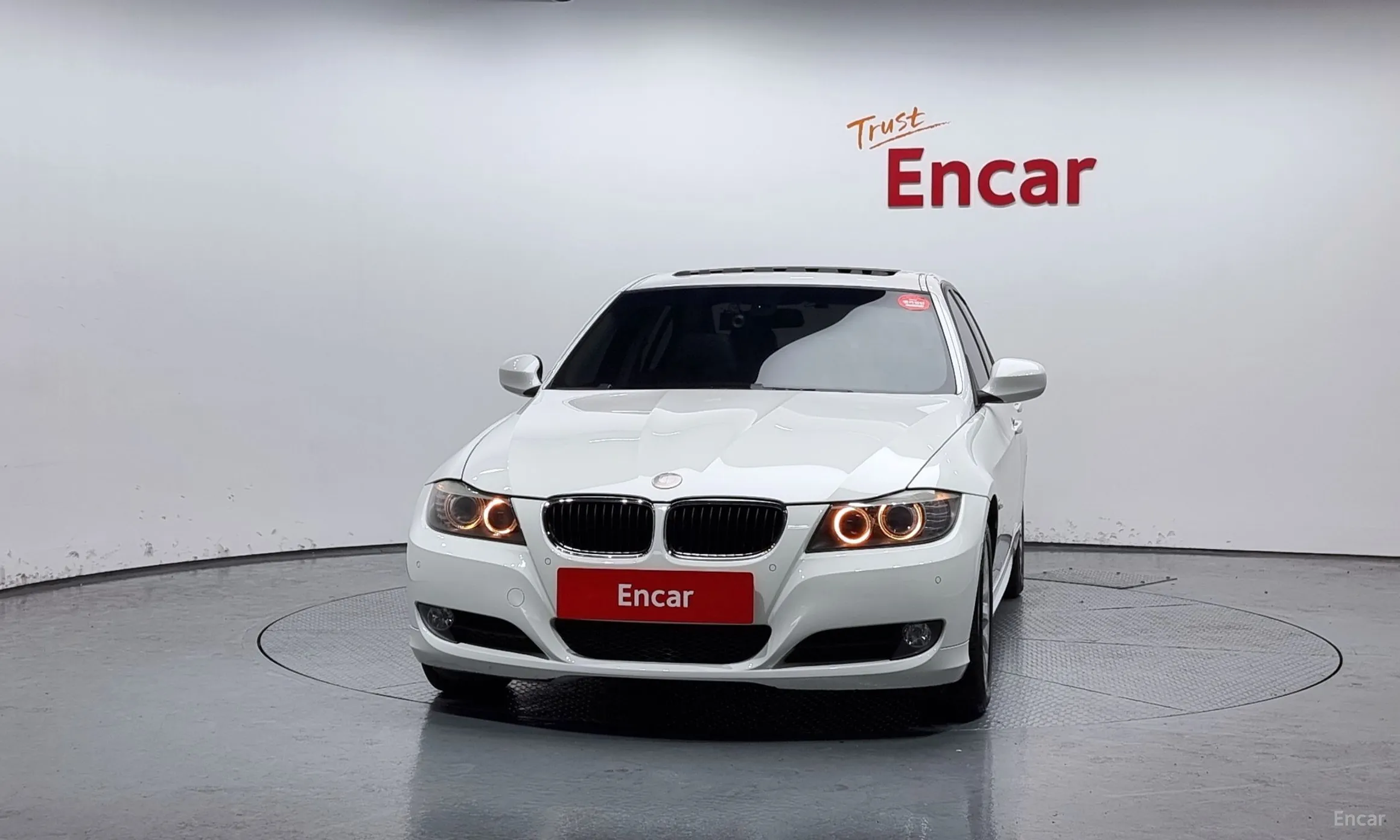 BMW 3 Series (E90) превью 2