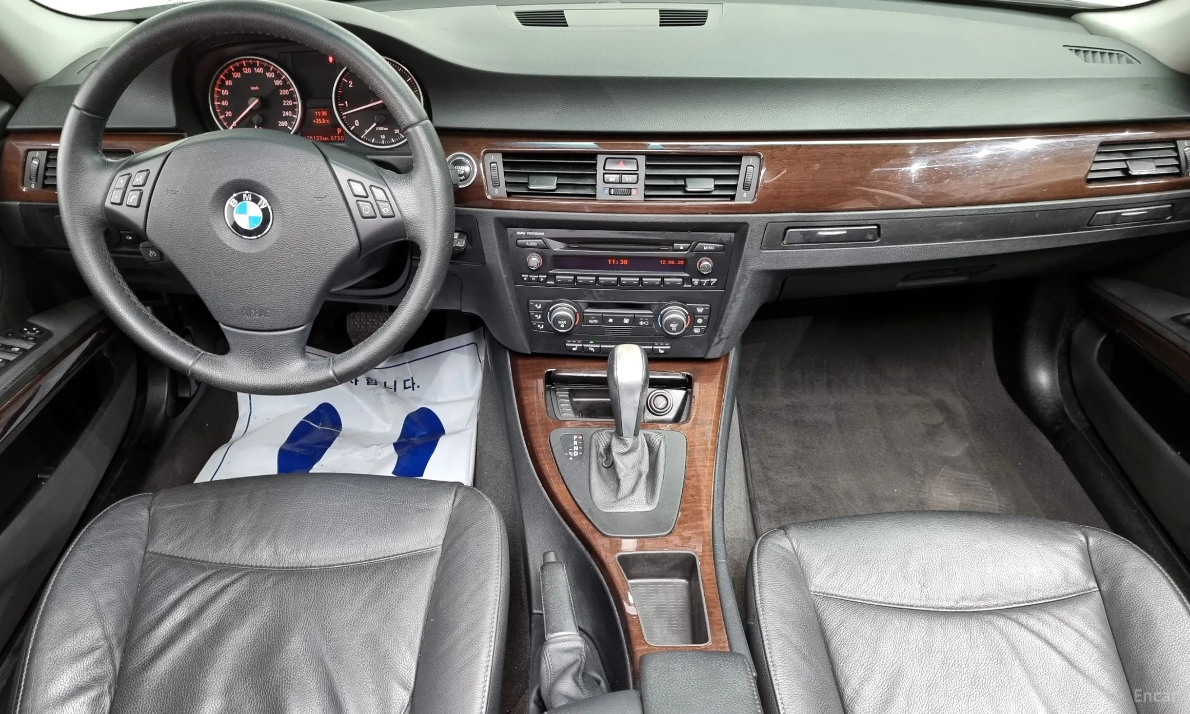 BMW 3 Series (E90) превью 4