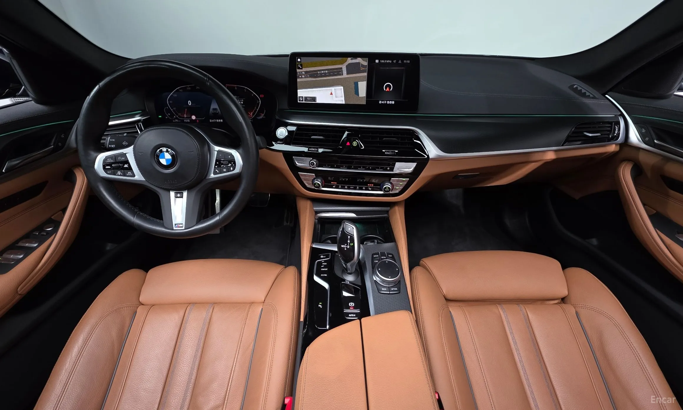 BMW 5 Series (G30) превью 4