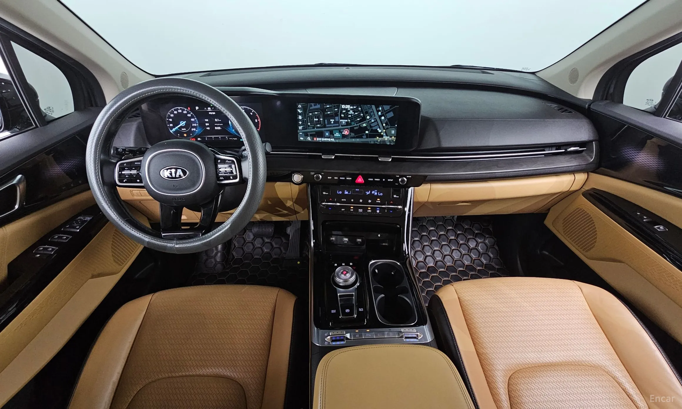Kia Carnival Gen 4 превью 4
