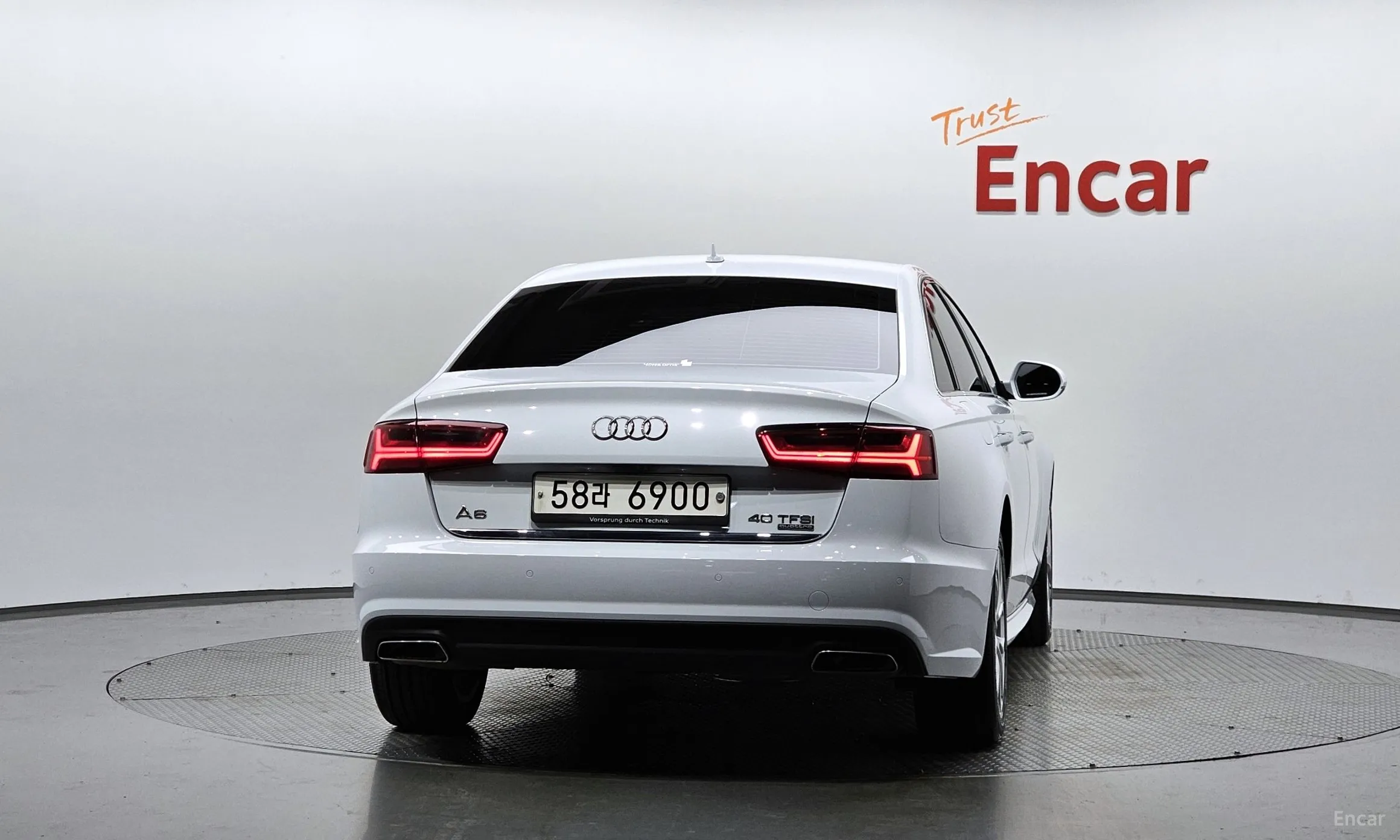Audi New A6 превью 3