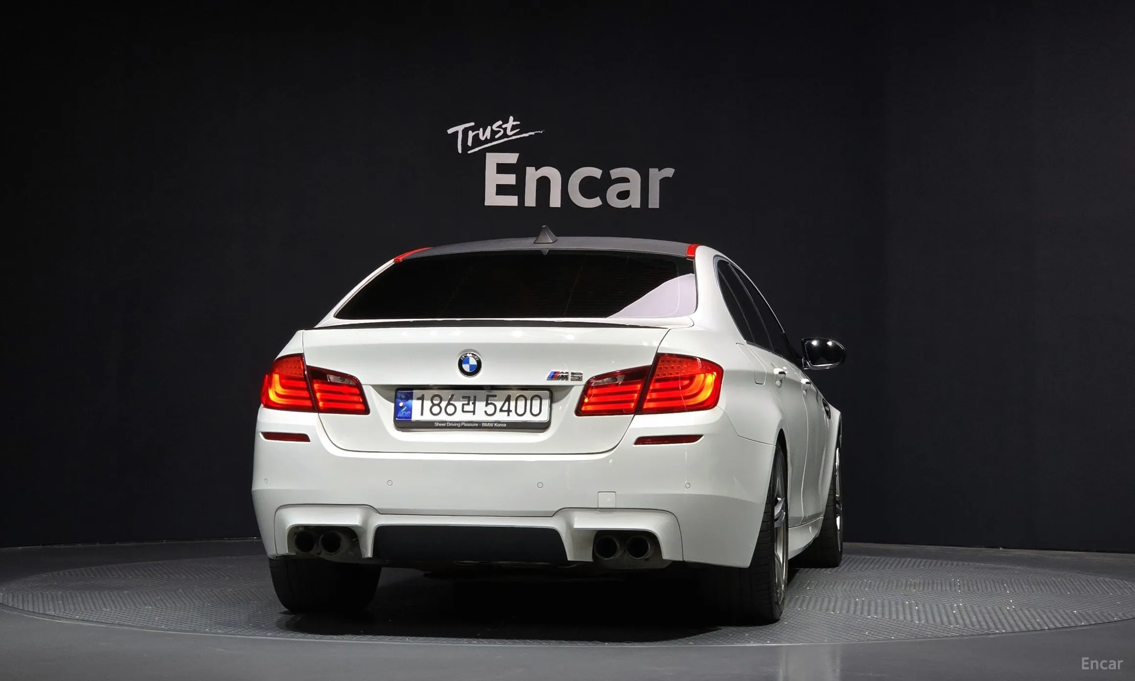 BMW M5 (F10) превью 3