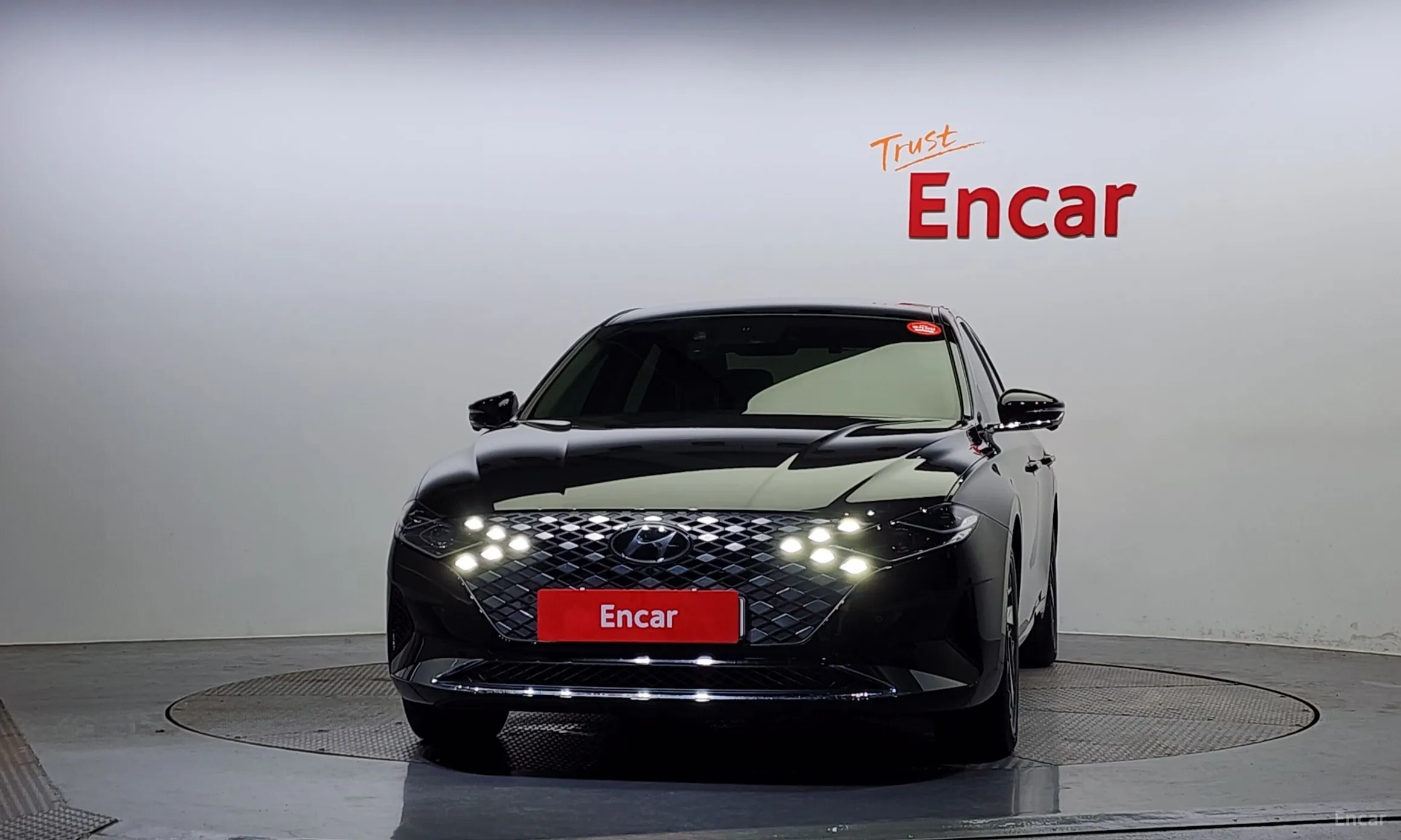 Hyundai Grandeur IG Hybrid
