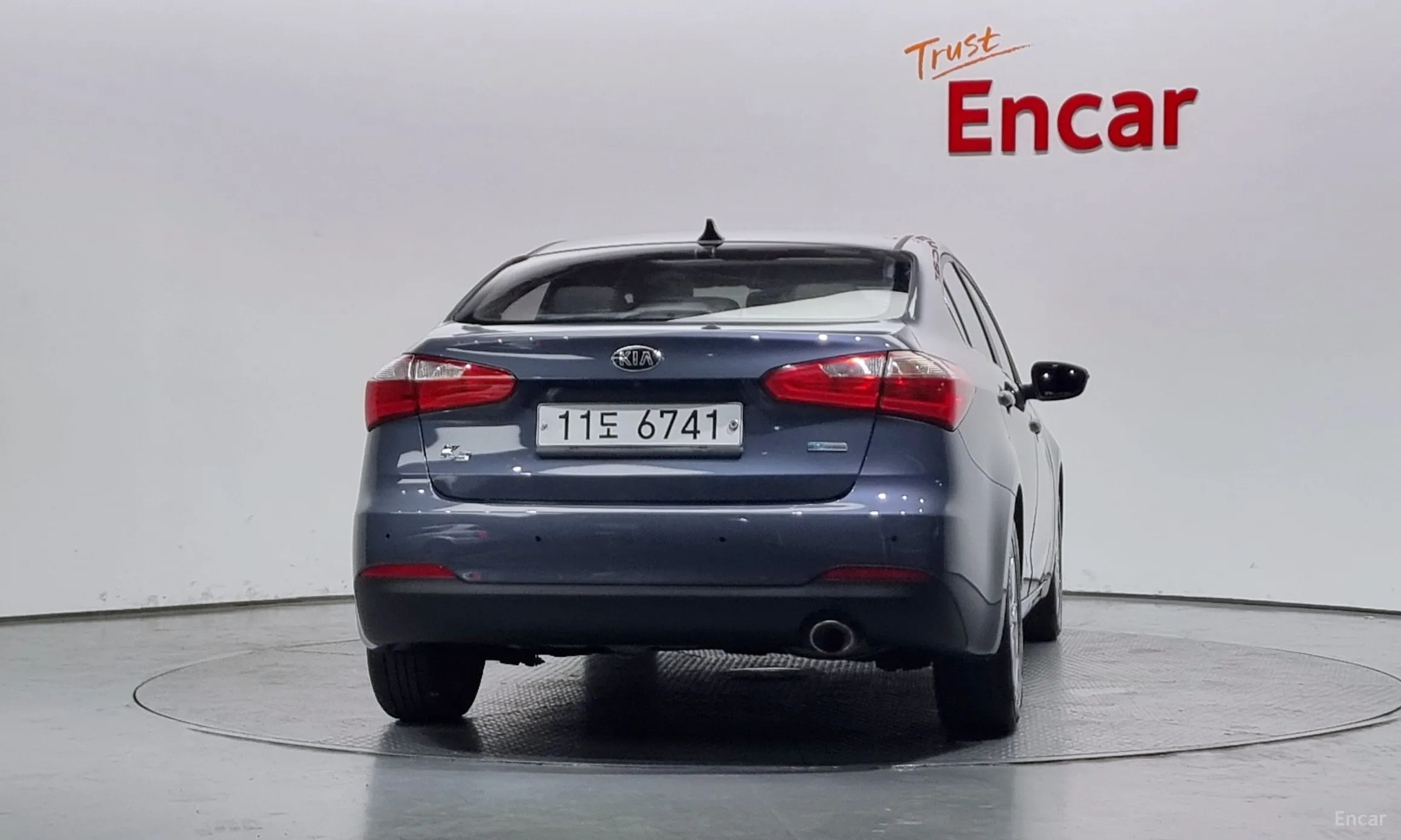 Kia K3 превью 3