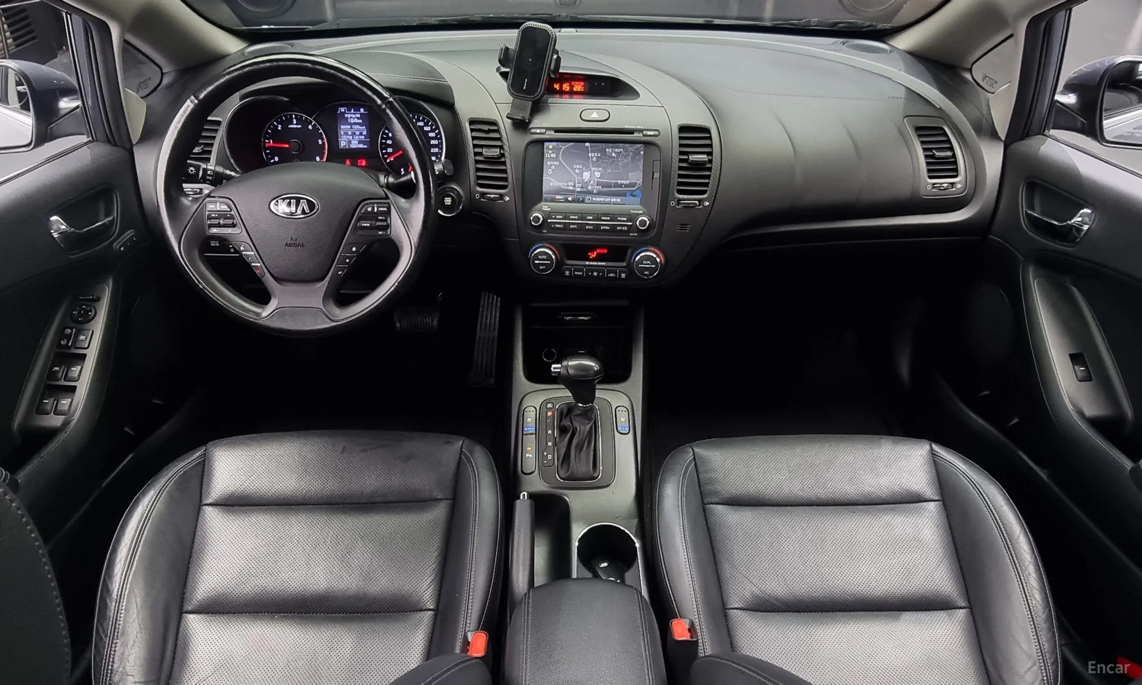 Kia K3 превью 4